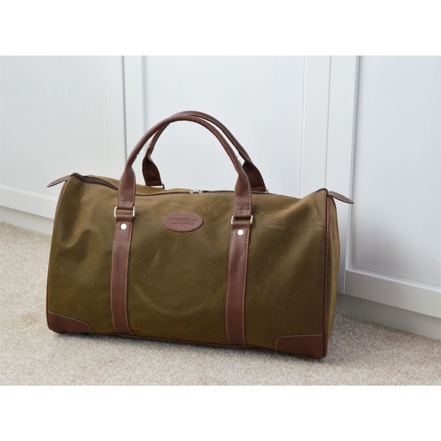 Mens Travel Bag Holdall Weekend Overnight Leather Look Duffle Brown Medium 5055512098002 eBay