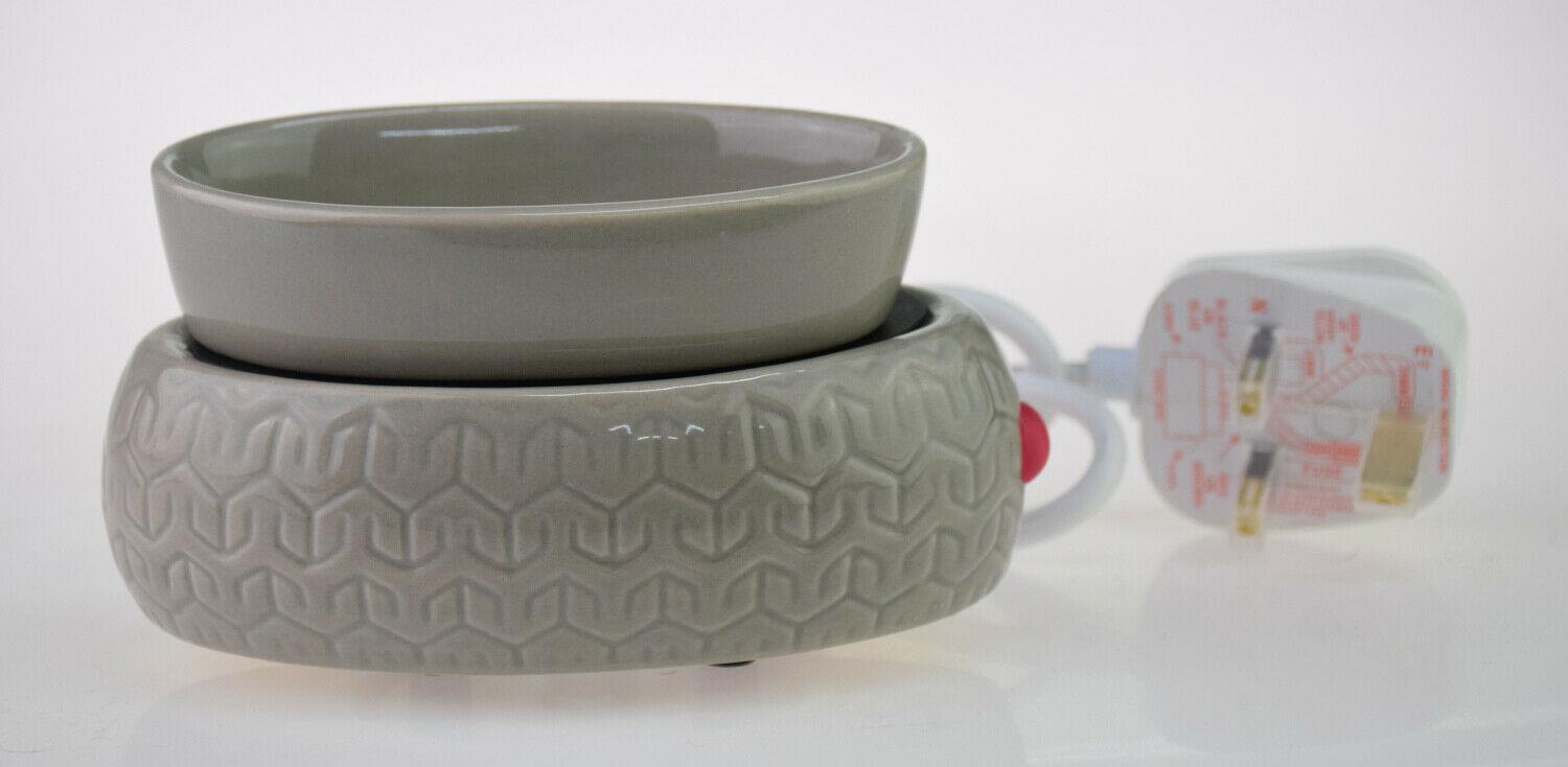 Colonial Candle Electric Ceramic Wax Warmer Melt Scented Oil Burner