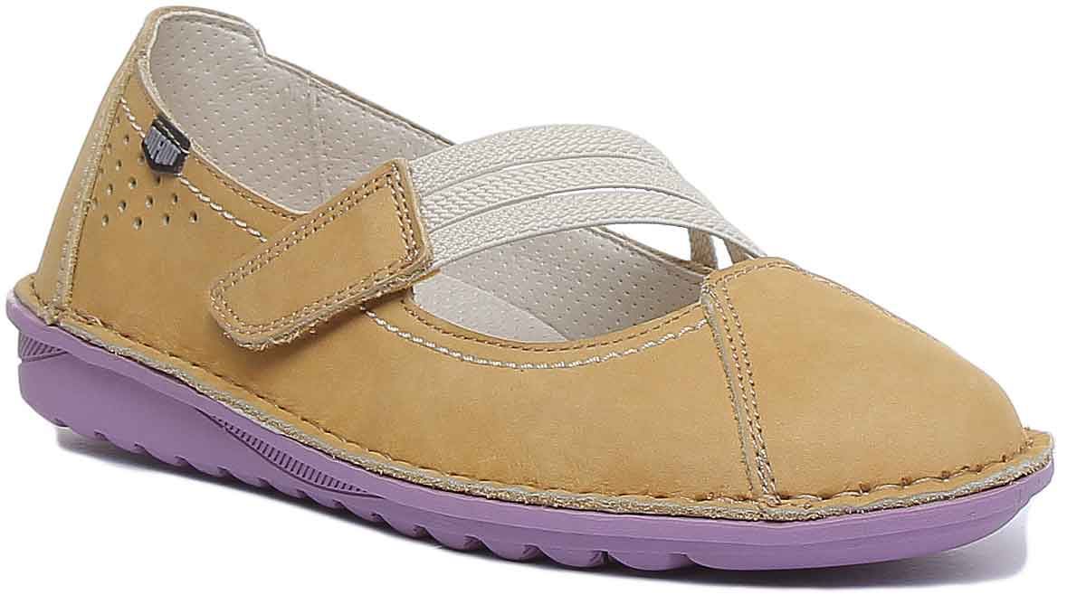 Пешком Франческита Дамен-Руководительница школы Айнем Римен в Гельб-Грассе, Великобритания, 3 - 8