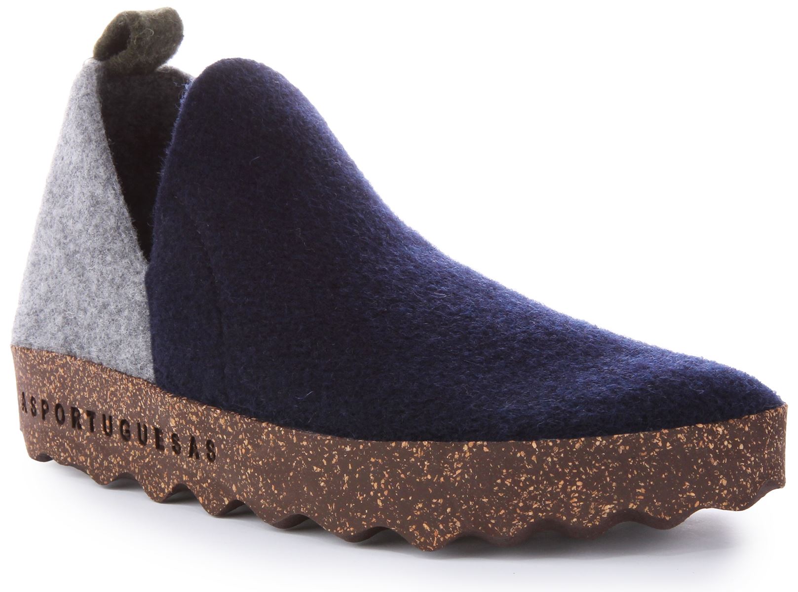 Город Аспортугесас, 100 % переработка отходов, Корксохле Шух, маринеграу, Херрен, Великобритания, 6 - 12