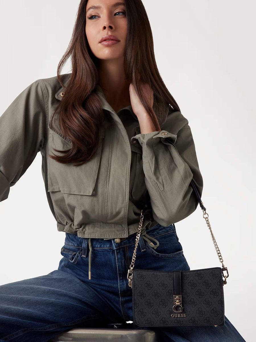 GUESS U.S.A ブラック ミニ クラックル バッグ クラック加工レザー GUESS® Paisleigh Quilted Mini Camera Bag