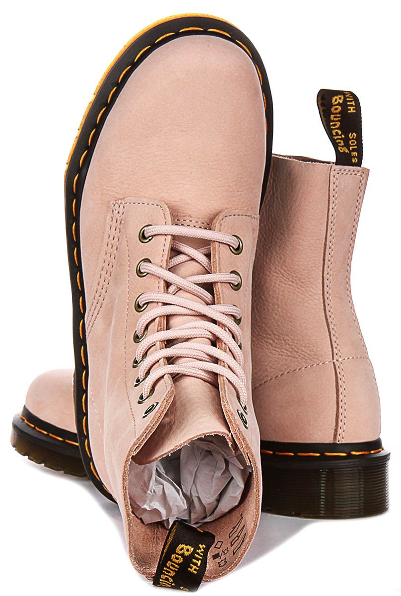 DR MARTENS 1460 Pascal Virginia 8 Ojo Verdugón Mujer Botas IN Verde Salvia GB 3 - Imagen 41 de 49