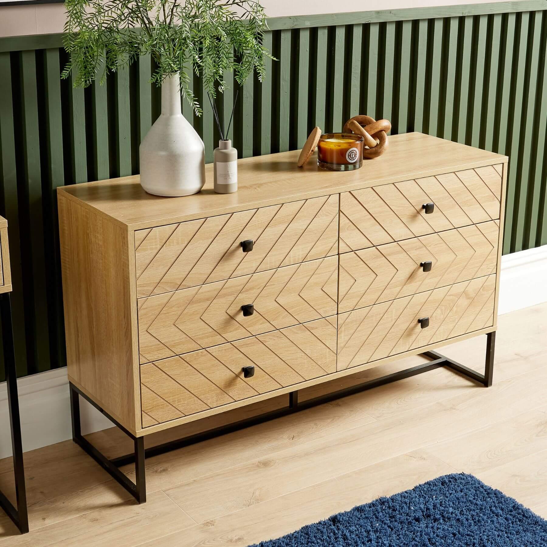 Chest 5/6 Drawers Aztec Design Oak Effect Metal Legs Bedroom Storage Furniture - Picture 11 of 17