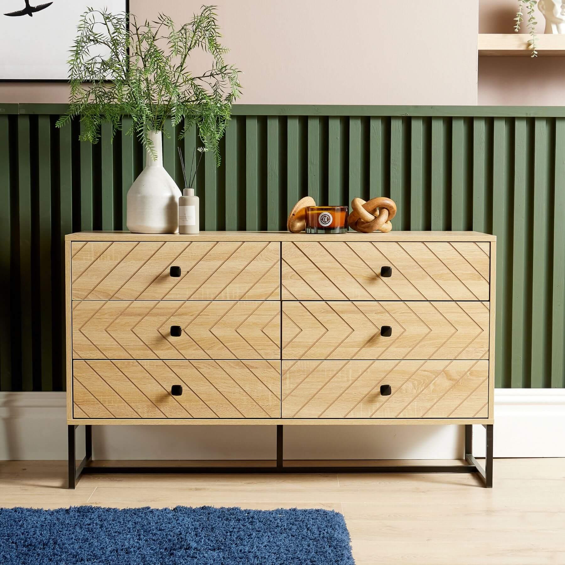 Chest 5/6 Drawers Aztec Design Oak Effect Metal Legs Bedroom Storage Furniture - Picture 12 of 17