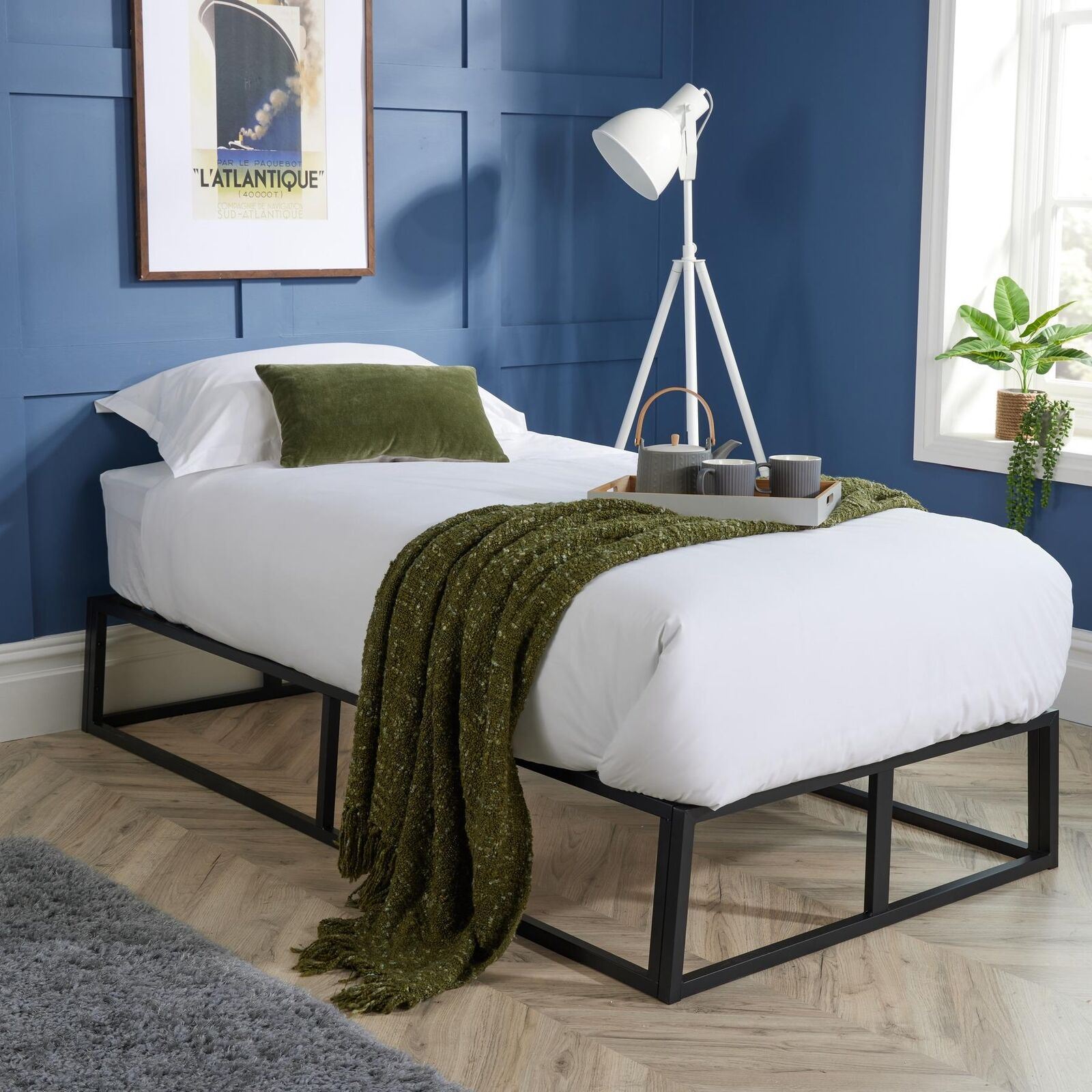 Contemporary Single / Double Platform Bed Black Metal Frame With Slatted Support - Picture 24 of 30