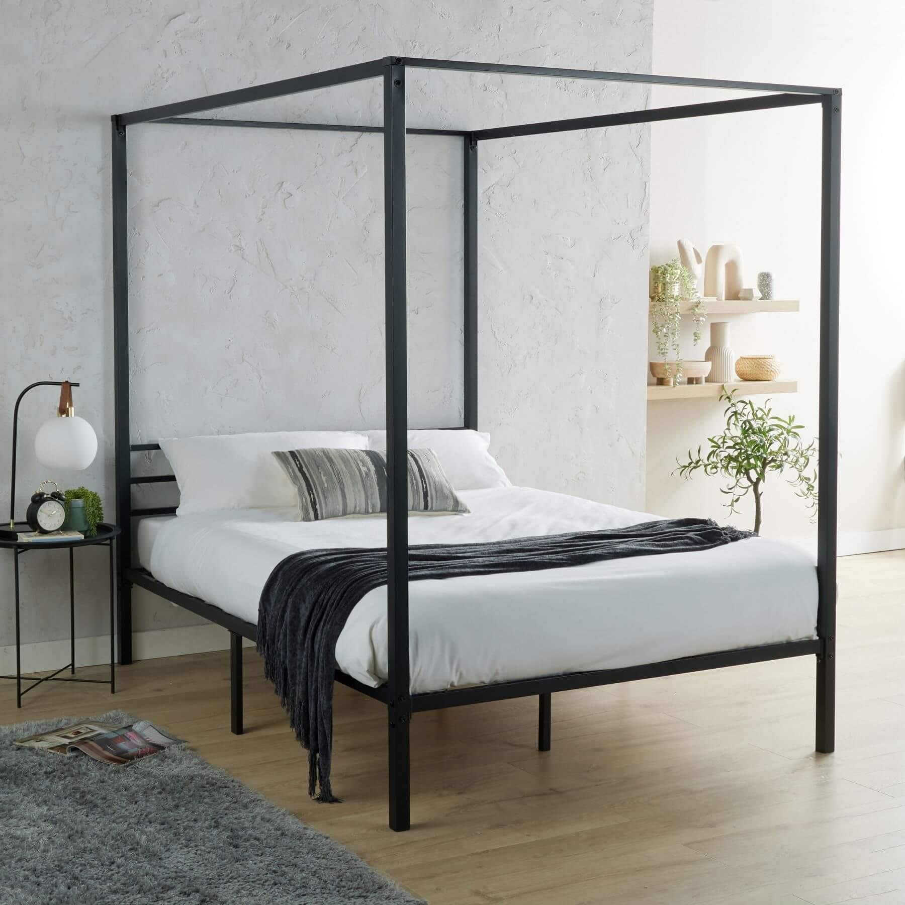 Doppel-/King Size Metallhimmelbett Himmelbett schwarzer Rahmen Zuhause Schlafzimmer Möbel - Bild 1 von 16
