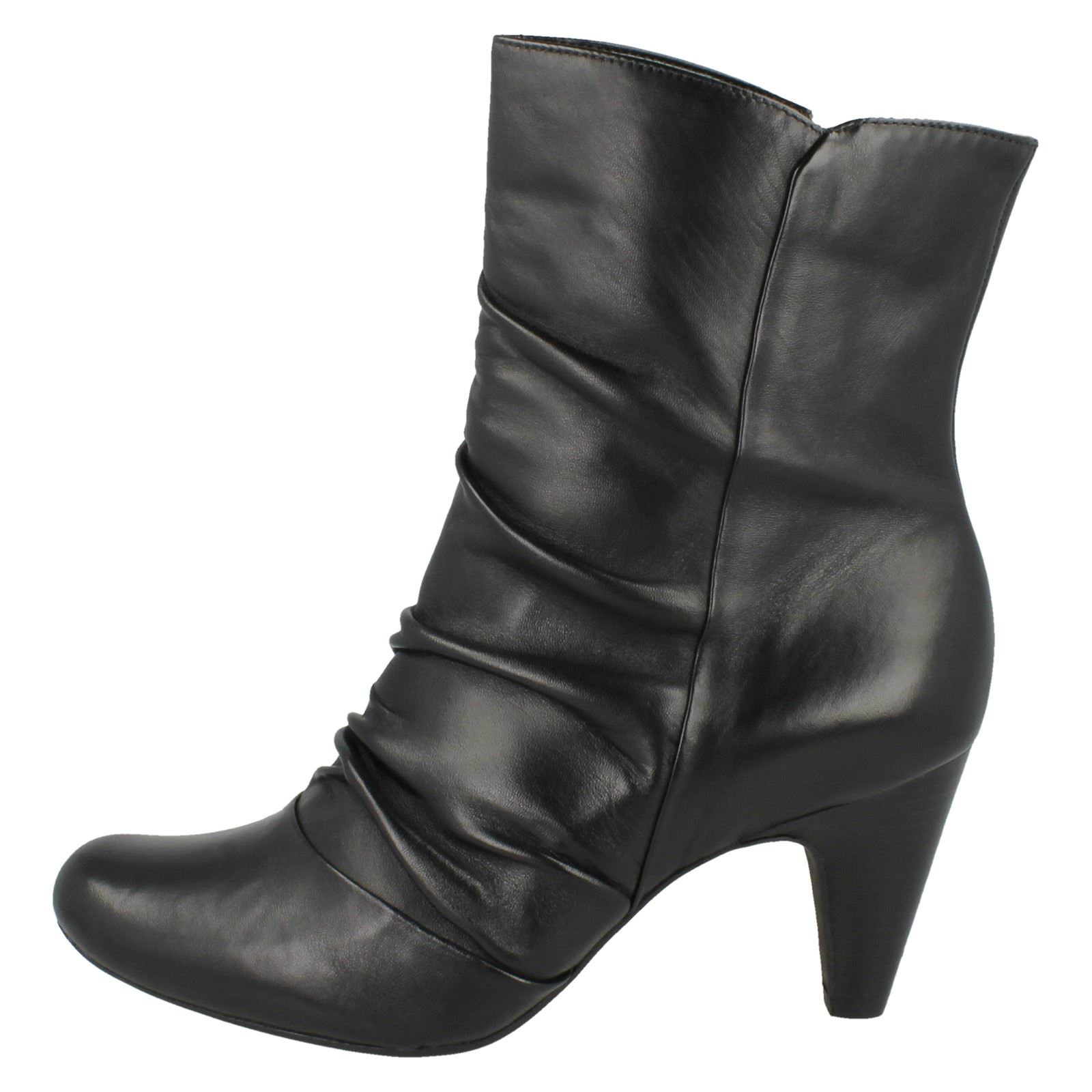 Señoras botas Clarks 'KILV doble' el estilo K doble' 2987c3 Señoras botas Clarks 'KILV doble' el estilo K doble' 2987c3