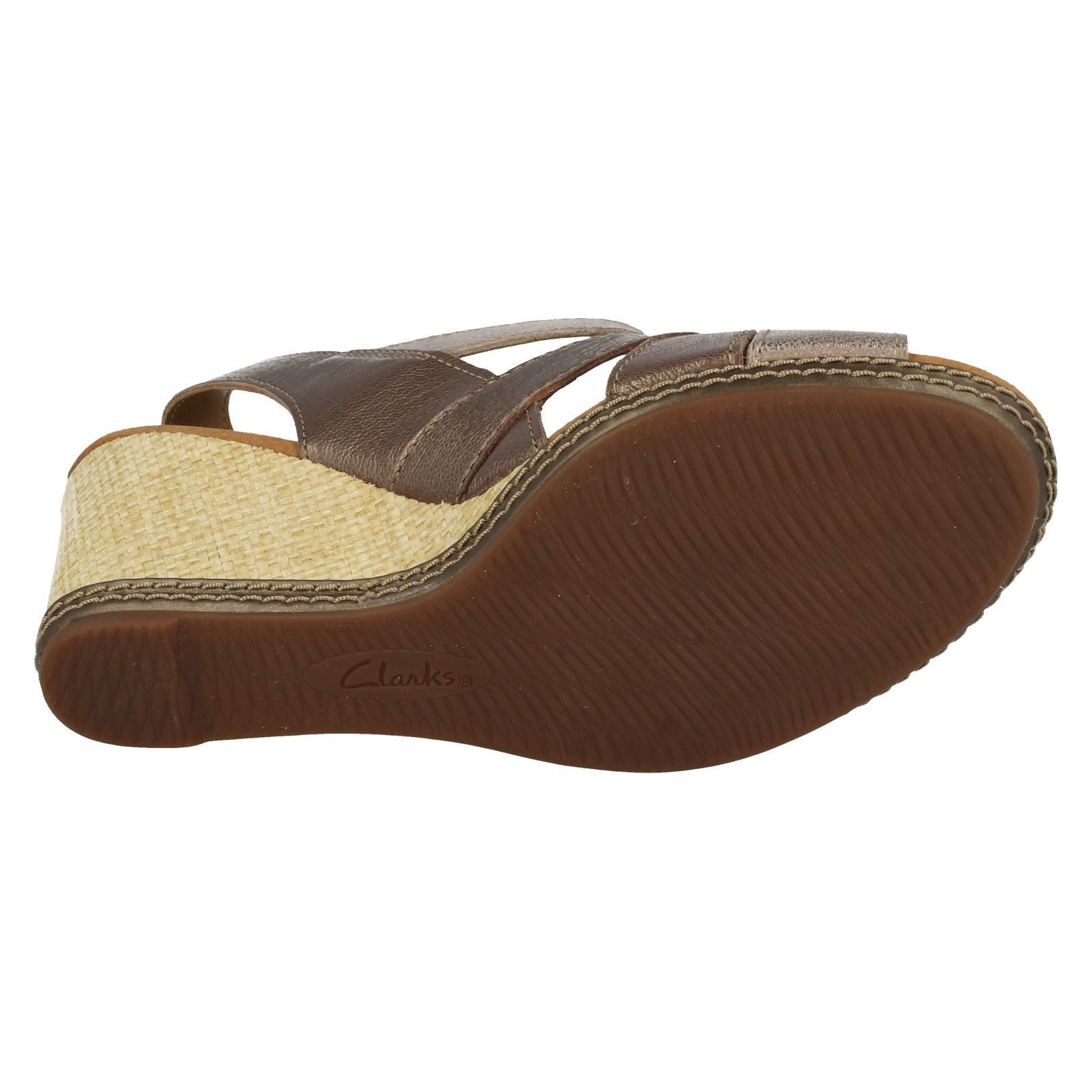 Onorevoli Clarks stretto stretto Clarks Sandali HELIO CORALLO c3589e Onorevoli Clarks stretto stretto Clarks Sandali HELIO CORALLO c3589e