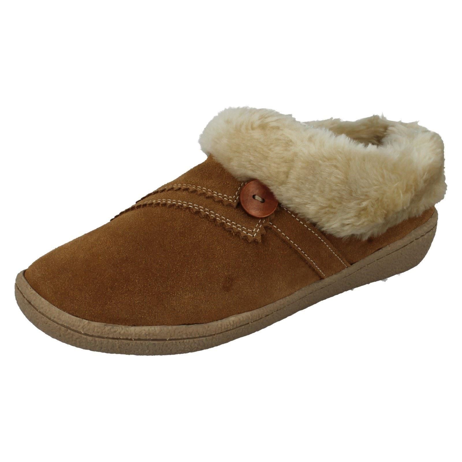 Ladies Clarks Slippers Eskimo Snow - Picture 2 of 10