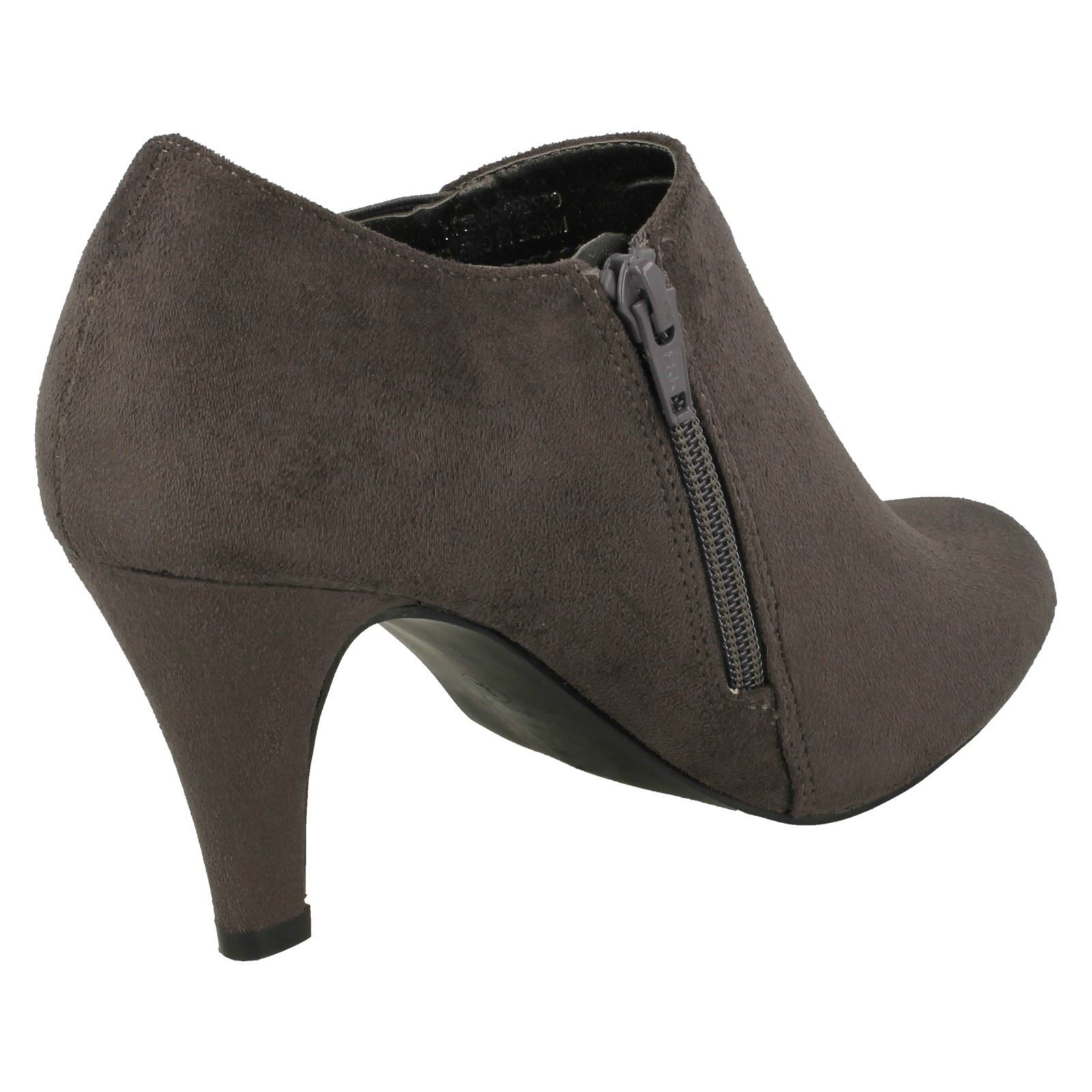 Ladies Anne Michelle Low Cut Ankle Boots Style F50693 eBay