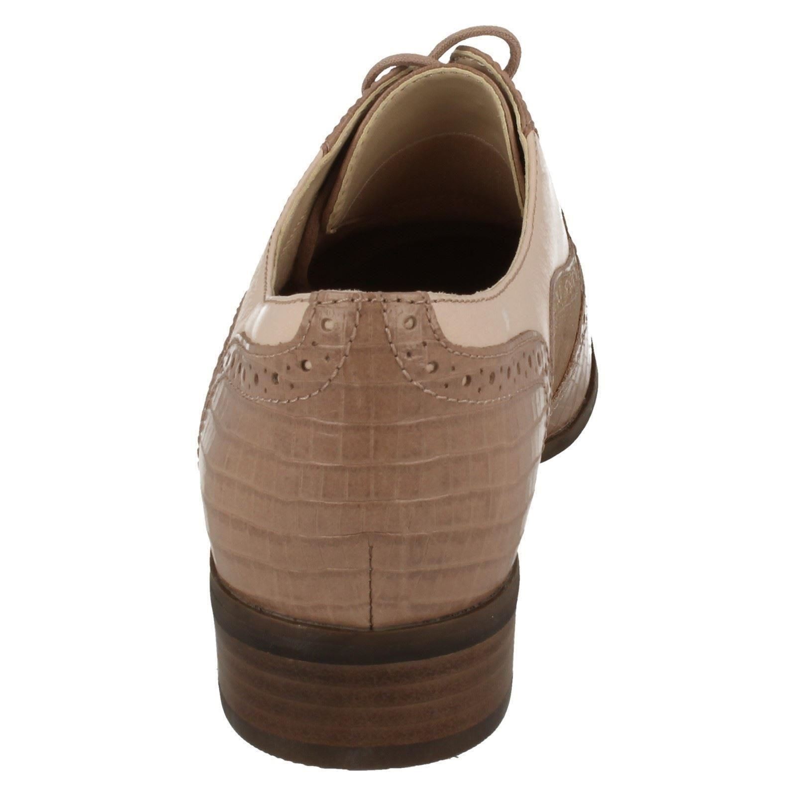 clarks brogues womens hamble oak