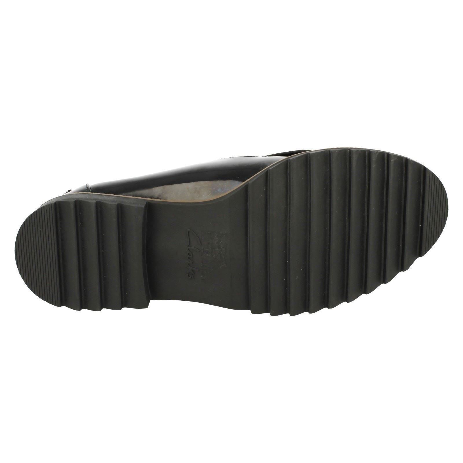 Onorevoli Scarpe Clarks fibbia con chiusura a frangia Piatta Scarpe Onorevoli lo stile-Griffin AMI e51a6d Onorevoli Scarpe Clarks fibbia con chiusura a frangia Piatta Scarpe Onorevoli lo stile-Griffin AMI e51a6d