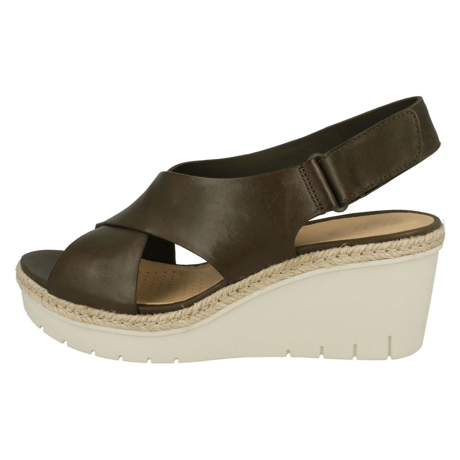 Sandalo lo Donna Clarks Zeppa Cinturino Sandalo Estivi in Pelle lo Sandalo lo Donna Clarks Sandalo Zeppa Cinturino Sandalo Clarks Estivi in Pelle lo c1d7d3
