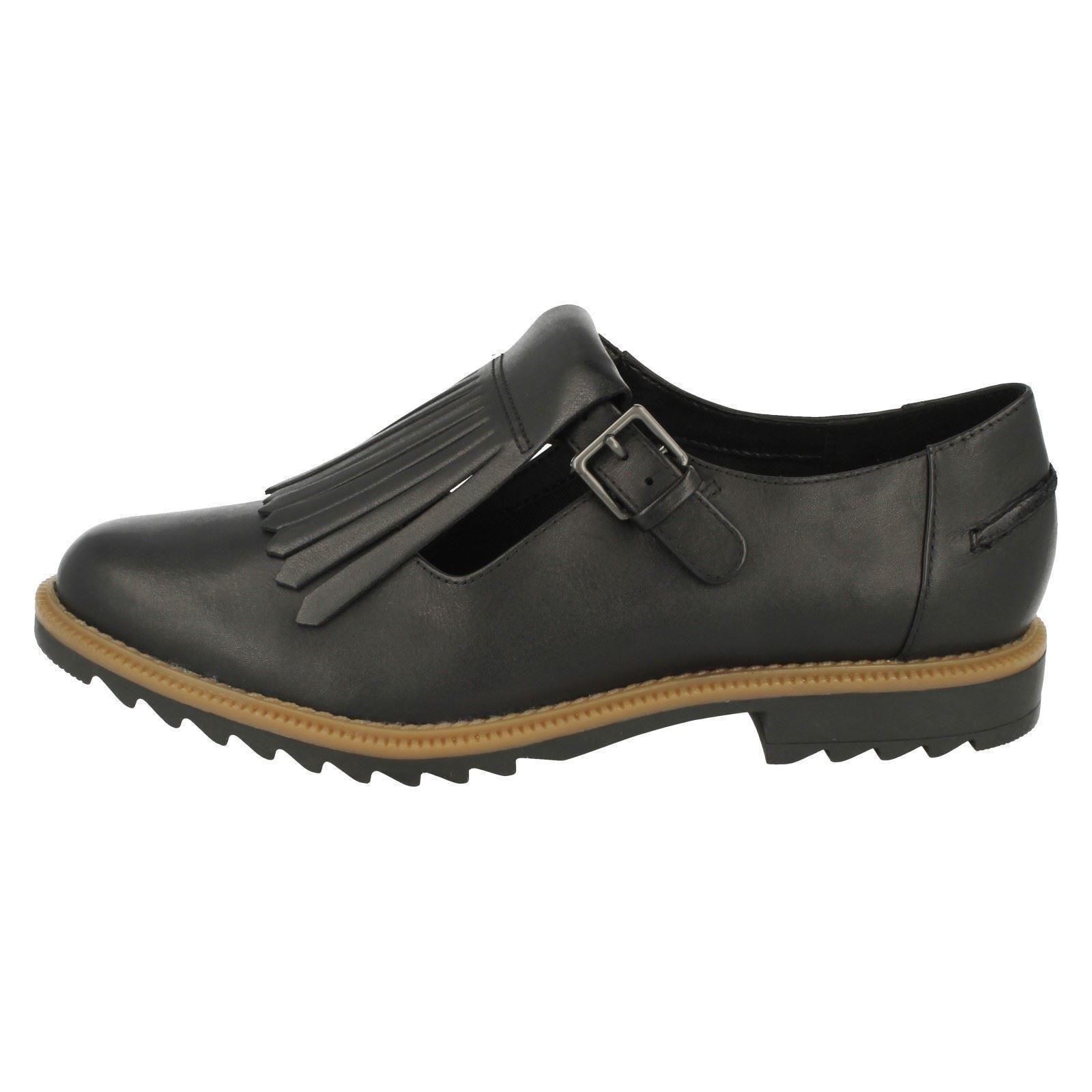 Onorevoli Scarpe Clarks fibbia con chiusura a frangia Piatta Scarpe Onorevoli lo stile-Griffin AMI e51a6d Onorevoli Scarpe Clarks fibbia con chiusura a frangia Piatta Scarpe Onorevoli lo stile-Griffin AMI e51a6d