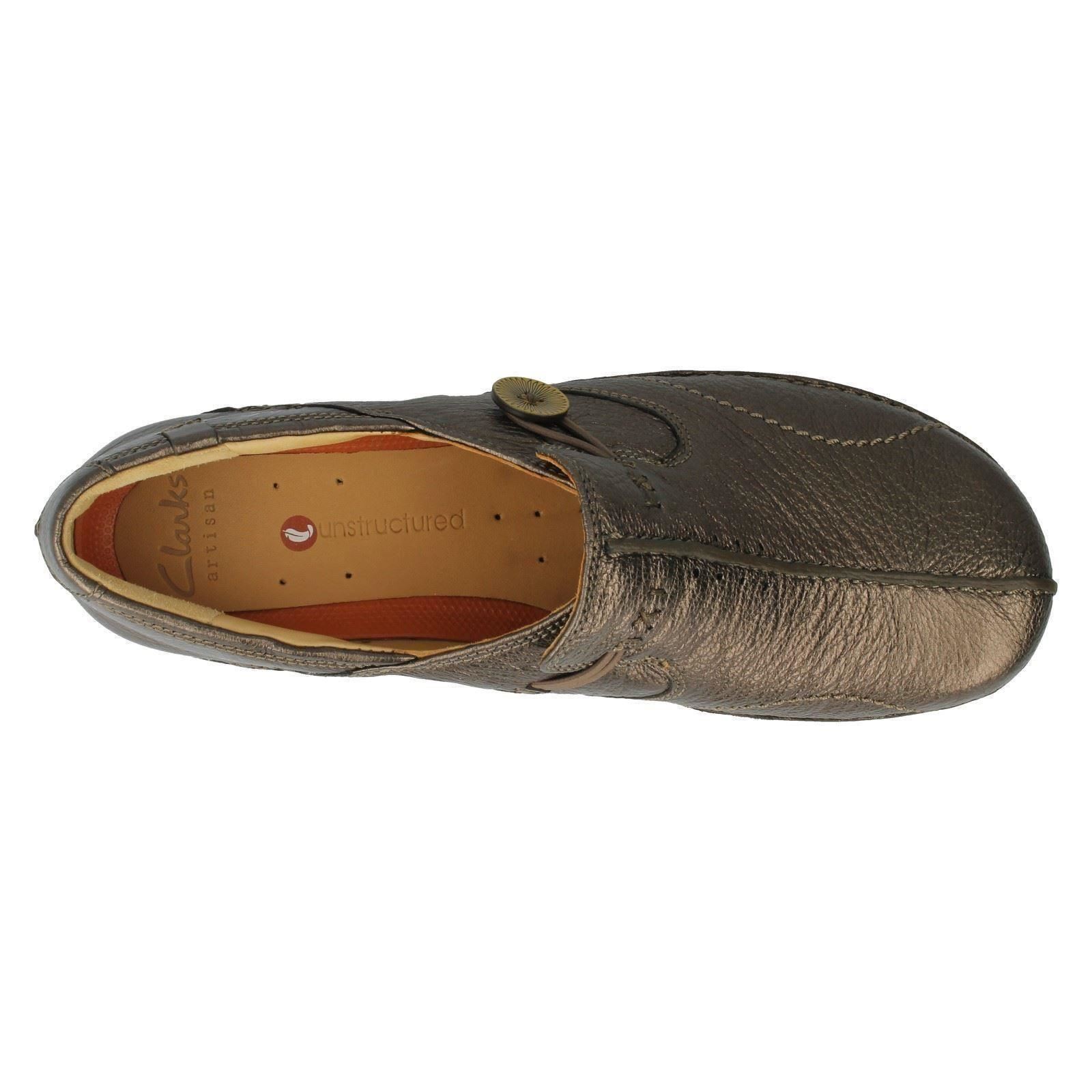 Clarks Un Loop Black Leather Flat Slip On Shoes Clarks Un Loop Black Leather Flat Slip On Shoes
