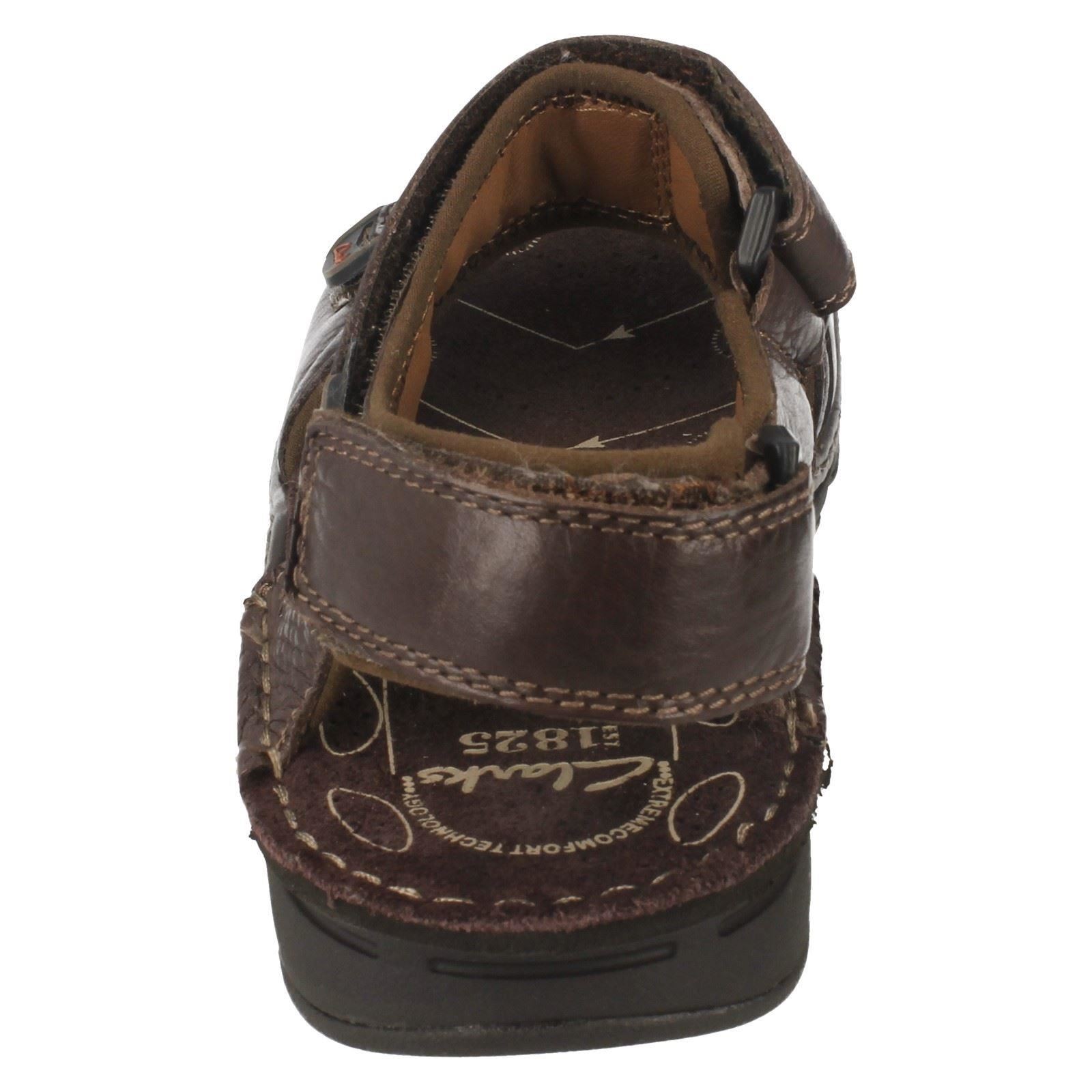 clarks mens sandals clearance