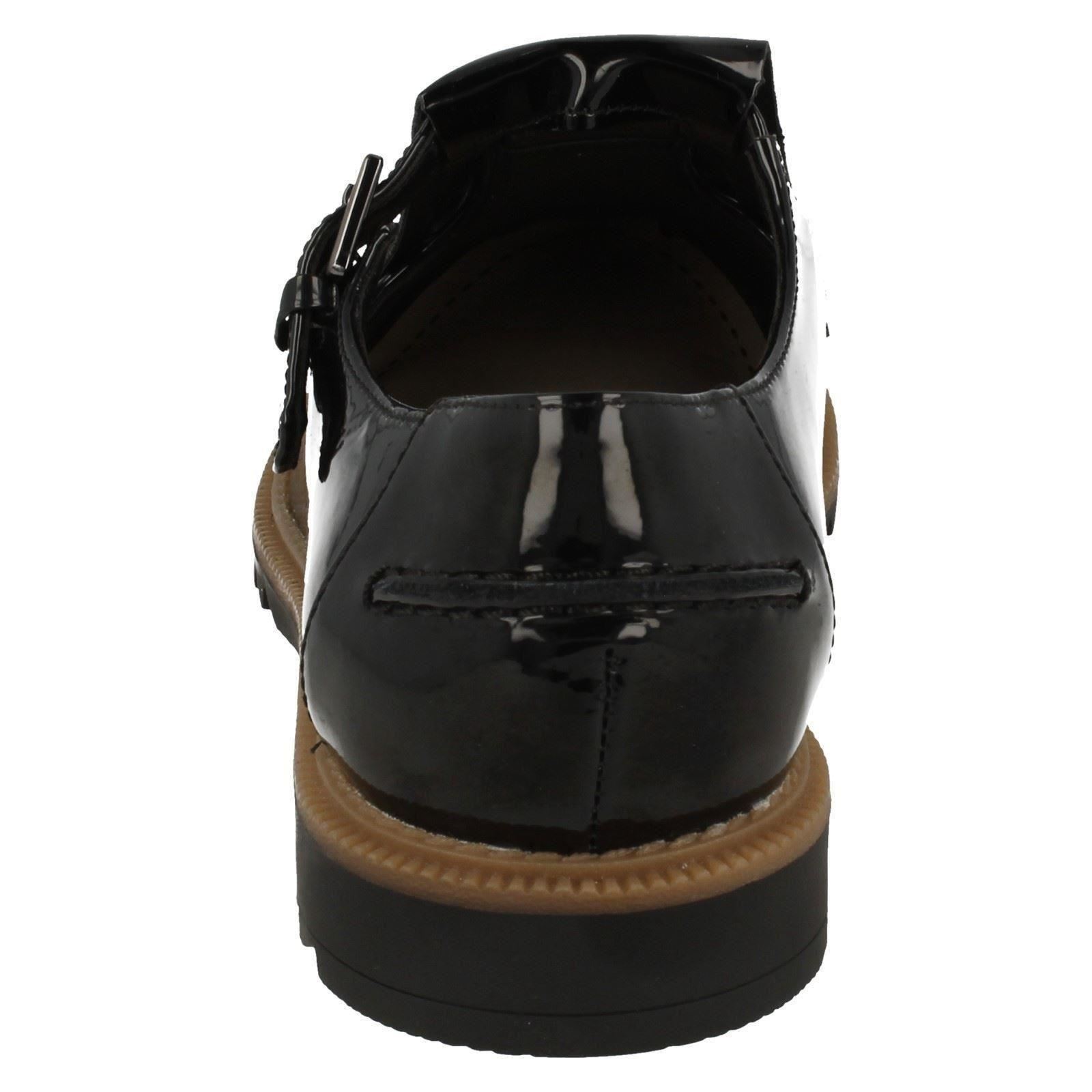 Onorevoli Scarpe Clarks fibbia con chiusura a frangia Piatta Scarpe Onorevoli lo stile-Griffin AMI e51a6d Onorevoli Scarpe Clarks fibbia con chiusura a frangia Piatta Scarpe Onorevoli lo stile-Griffin AMI e51a6d