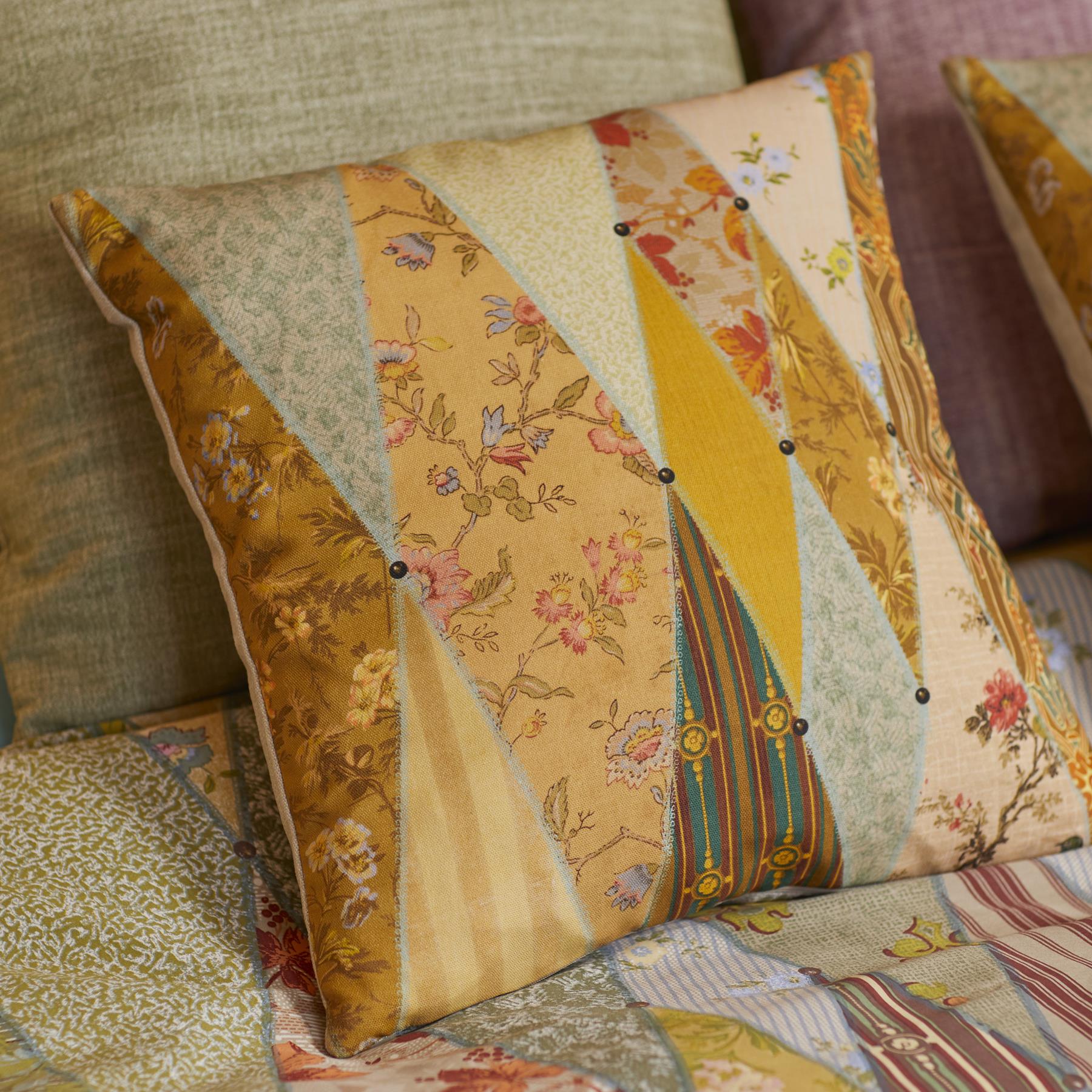 Escape To The Chateau By Angel Strawbridge Wallpaper Museum Bedding