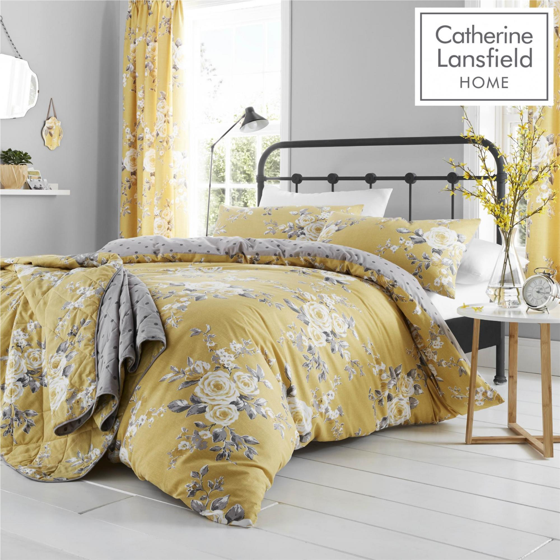Catherine Lansfield Canterbury Ochre Duvet Cover Bedding Set Wallpaper