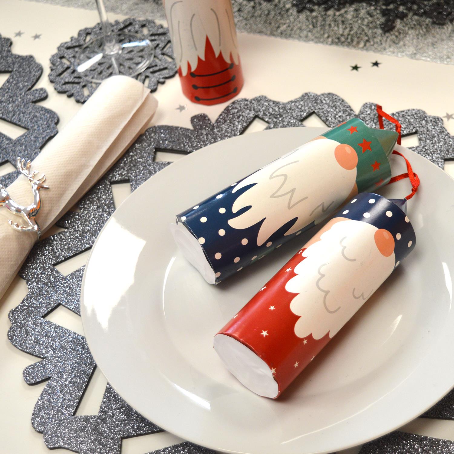 Pull Pop Christmas Crackers Gonks Gingerbread Man Or Santa And Friends - Picture 9 of 12