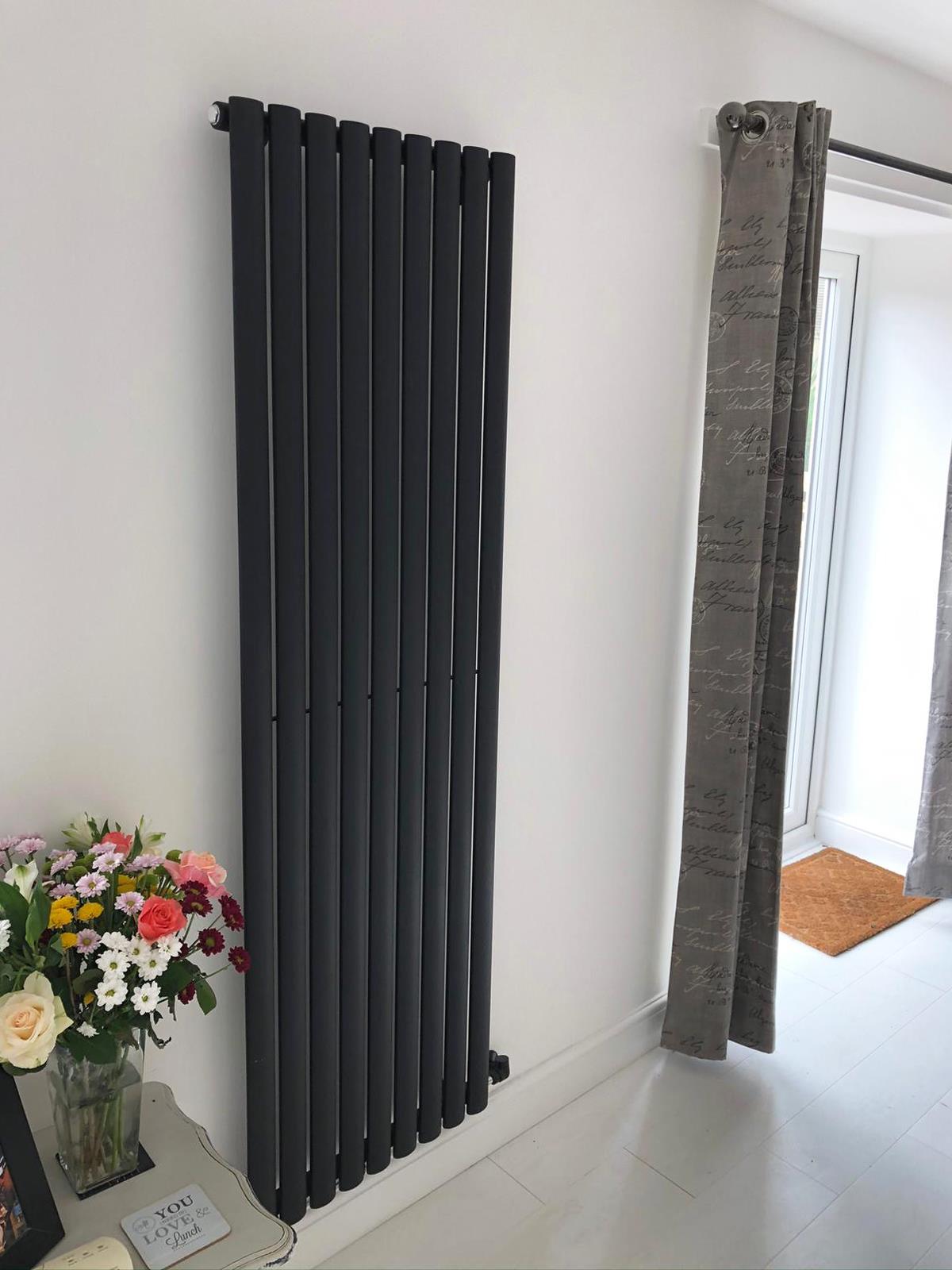 Ultraheat "SOFI" Black Single/Double Vertical Designer Oval Tube