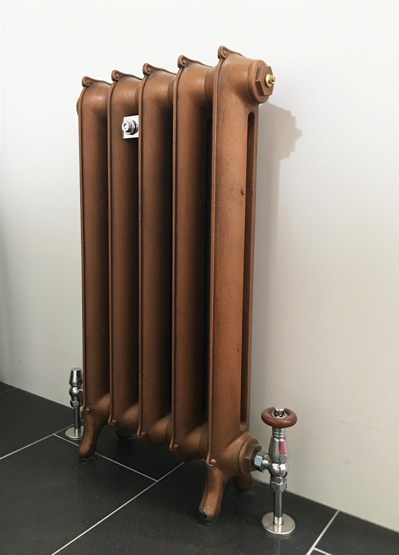 Traditional Chelsea, Bentley & Westminster Thermostatic TRV Radiator