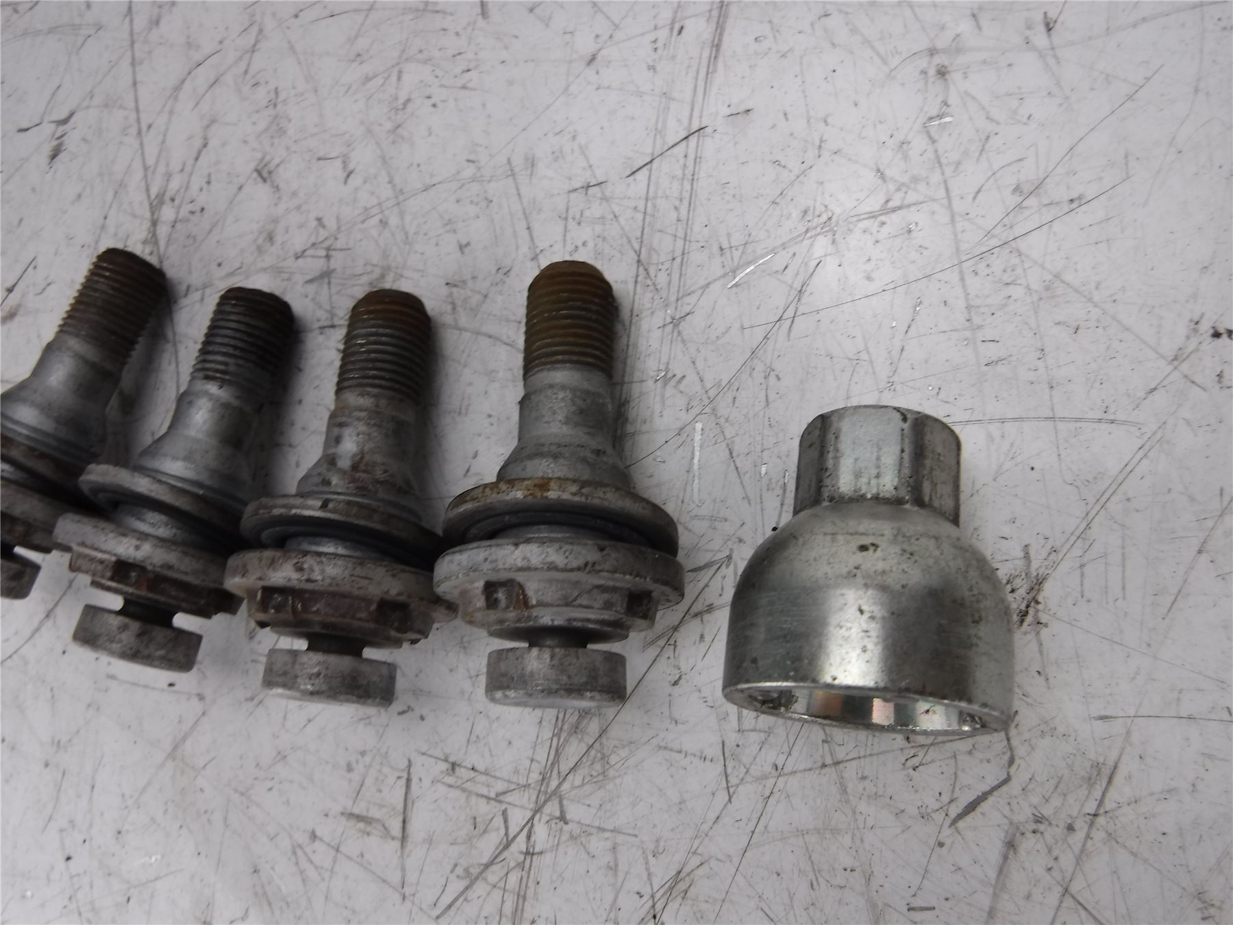 CITROEN C3 PICASSO GREY 2010 DIESEL LOCKING WHEEL NUT SET WITH KEY eBay CITROEN C3 PICASSO GREY 2010 DIESEL LOCKING WHEEL NUT SET WITH KEY eBay