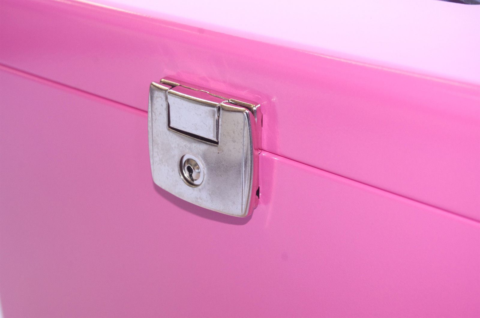 Metal File Storage Box A4 Lockable 5 Free Files OR Optional Suspension Files - Picture 29 of 32
