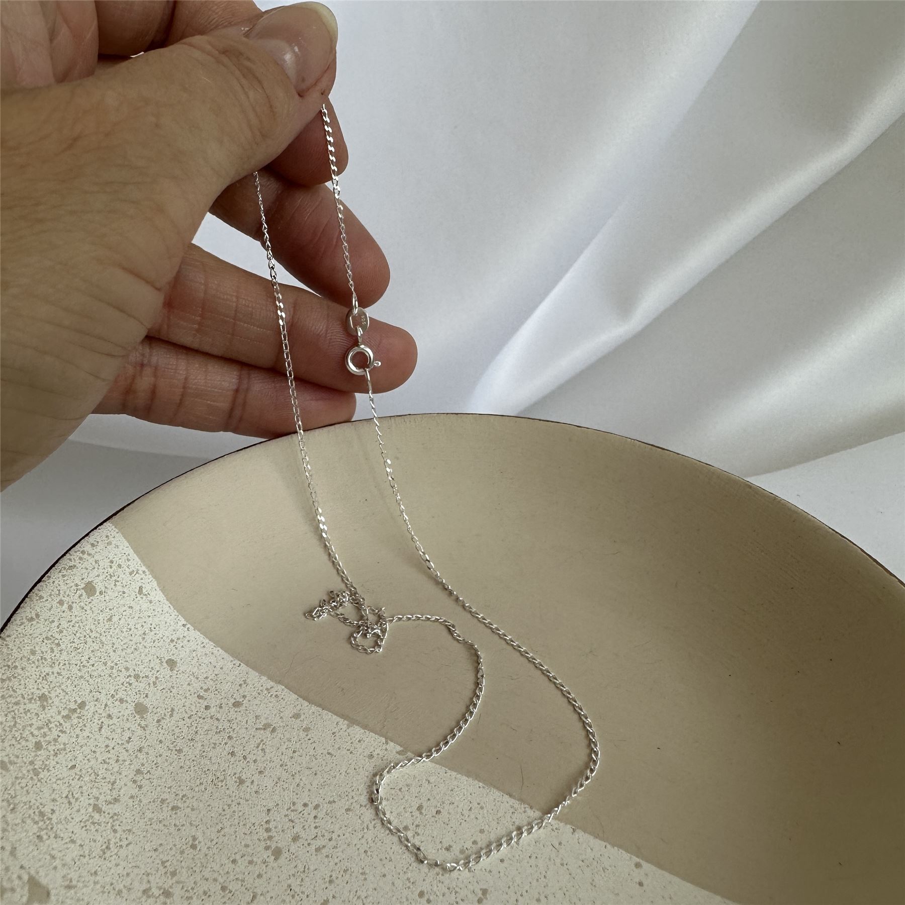Sterling Silver 1mm Long Curb Chain 14 - 32 Inches Chains - Picture 25 of 63