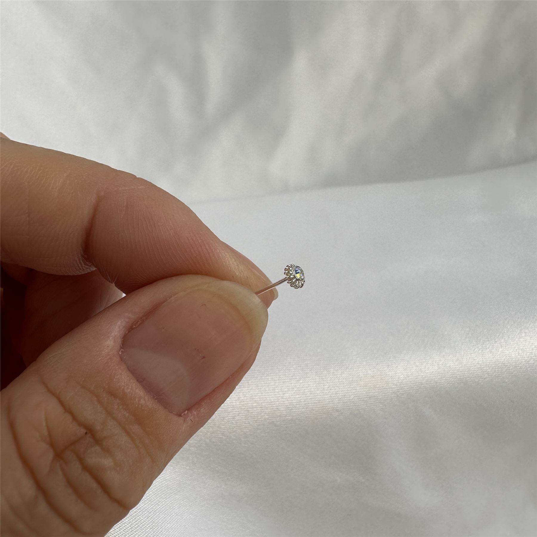 Sterling Silver 2mm Aurora Borealis CZ Coiled Flower 22Ga Nose Stud