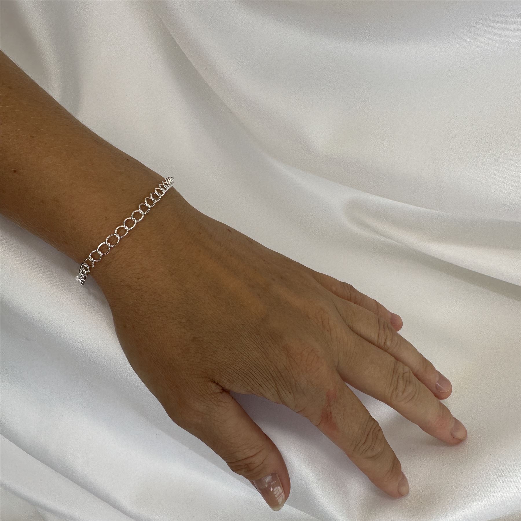 Sterling Silver Light Curb Chain Charm Bracelet 5.5