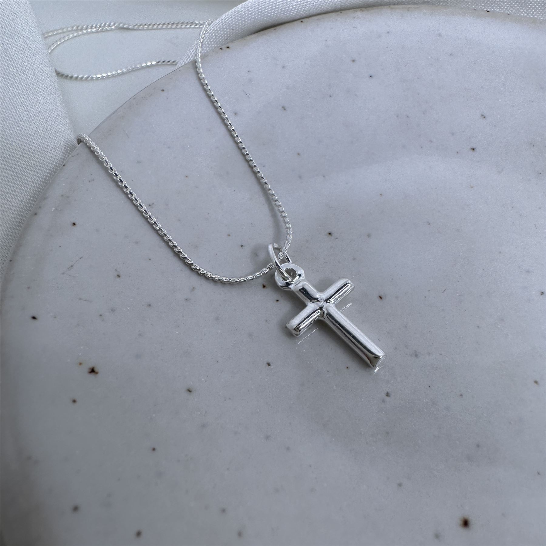 Small Plain Real 925 Sterling Silver Cross Necklace 16 18 20 22 Inches - Picture 30 of 72