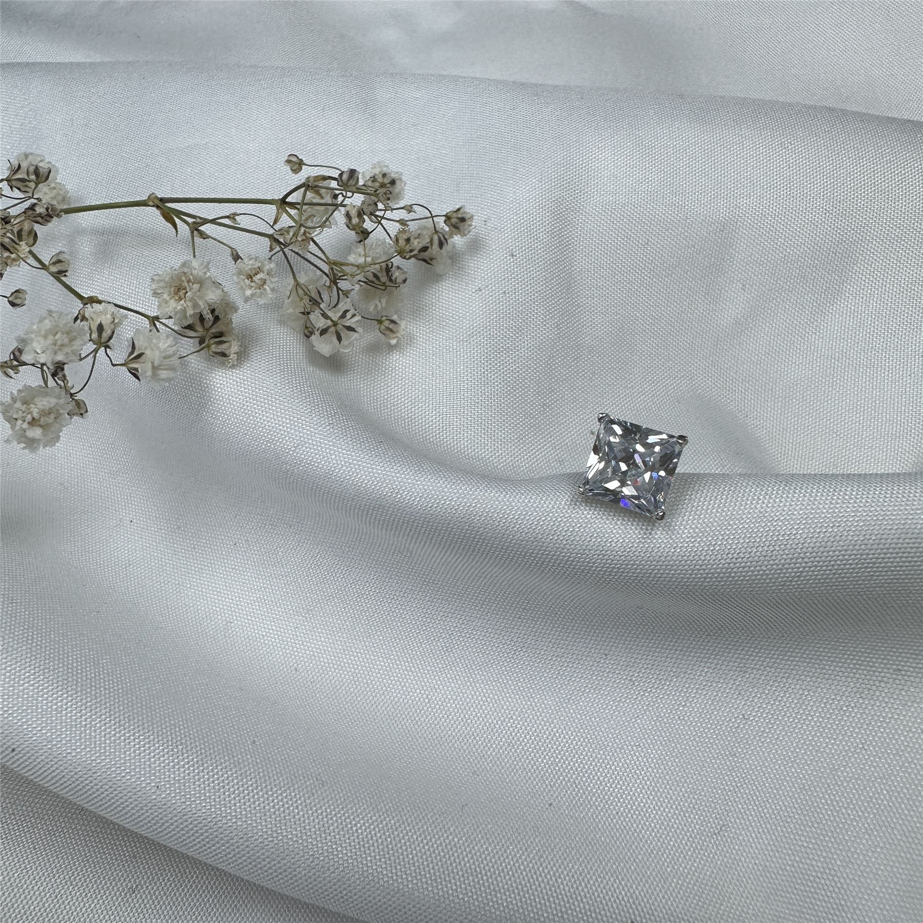 Sterling Silver Square CZ Crystal Mens Ear Stud / Single / Clear Black / 4-10mm - Picture 22 of 28