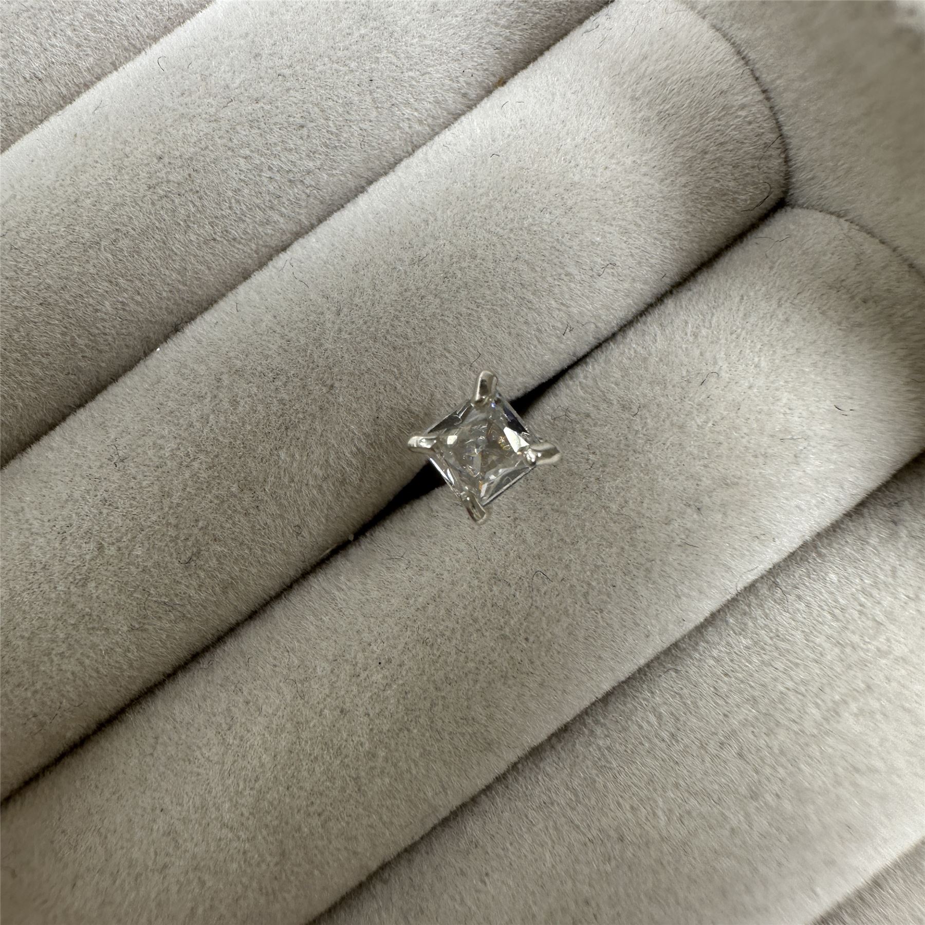 Sterling Silver Square CZ Crystal Mens Ear Stud / Single / Clear Black / 4-10mm - Picture 8 of 28
