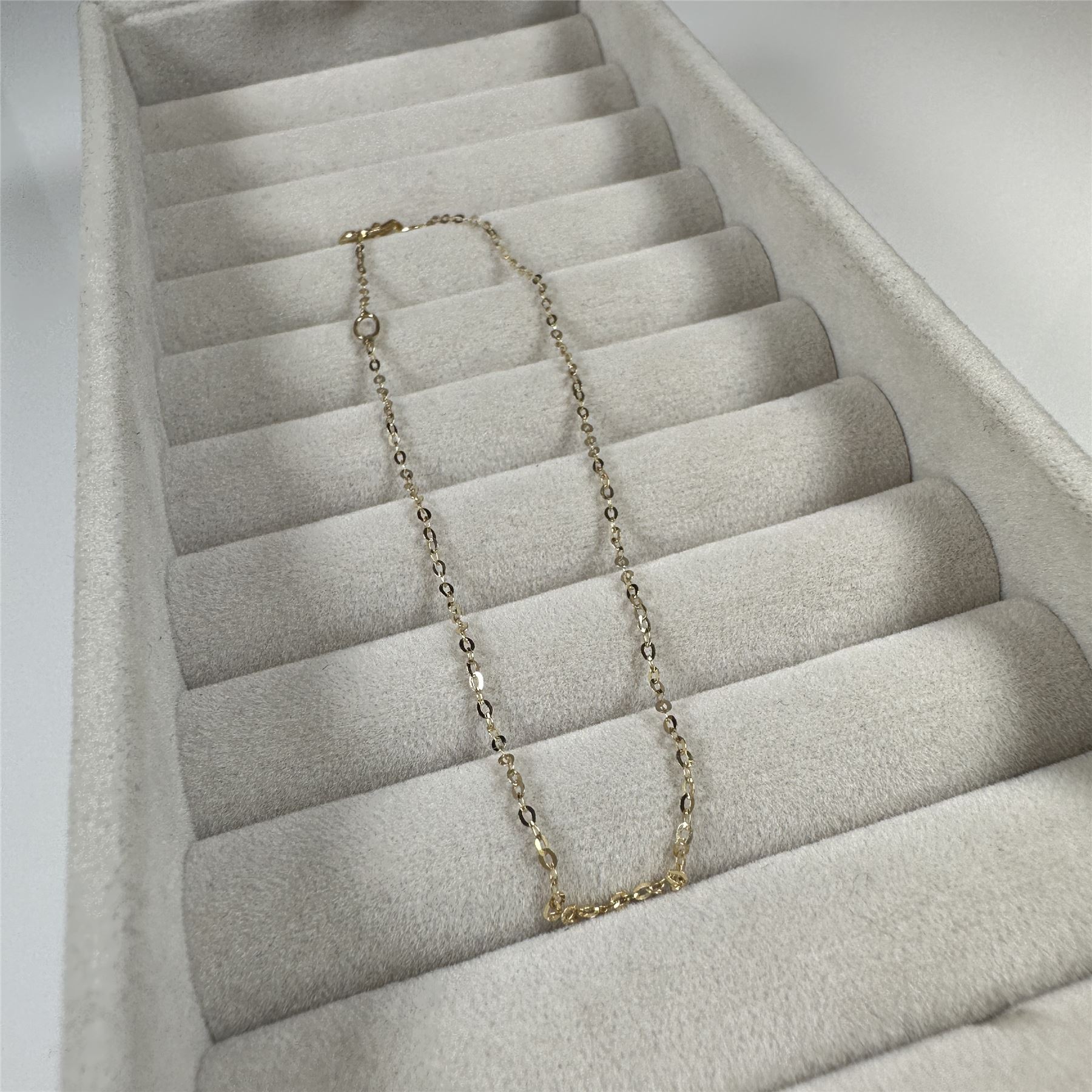 Dezi 7 in. Twisted Herringbone Bracelet - 14K Yellow Gold