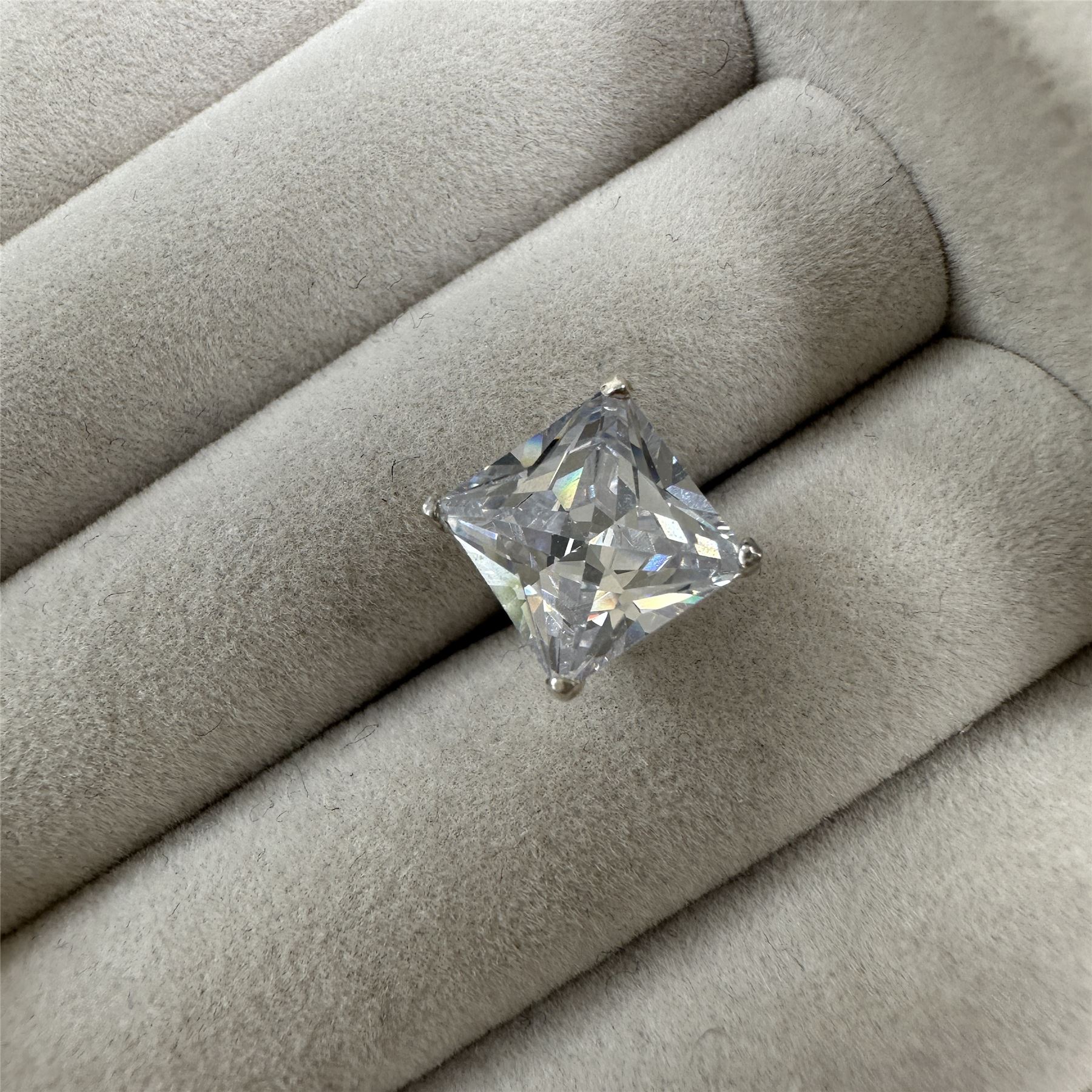 Sterling Silver Square CZ Crystal Mens Ear Stud / Single / Clear Black / 4-10mm - Picture 21 of 28