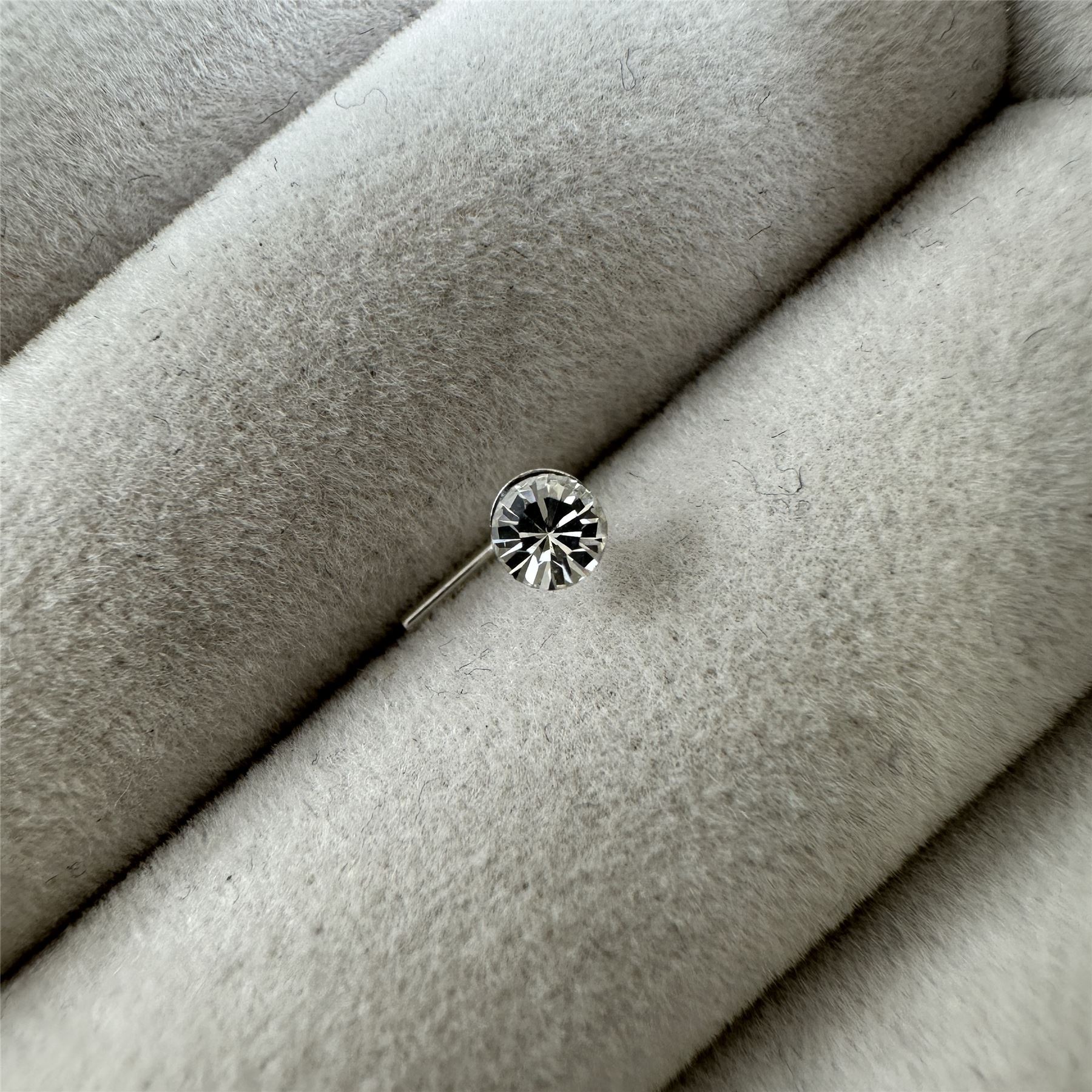 Sterling Silver 2.8mm Round CZ Crystal Nose Stud L Pin Studs Piercing - Picture 11 of 45