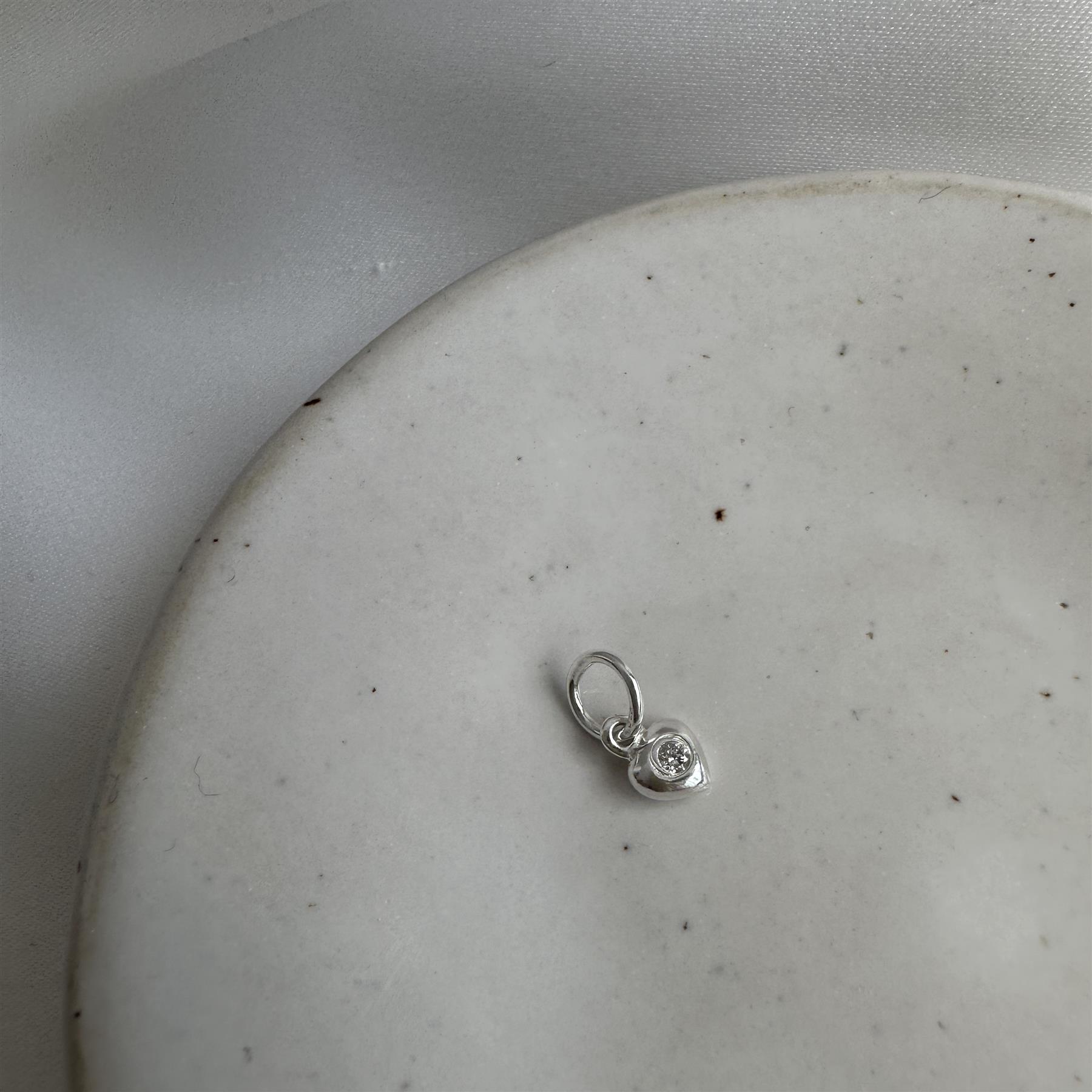 Charm Coeur Oxyde de Zirconium de Naissance en Argent 925/1000 - Foto 38 di 110