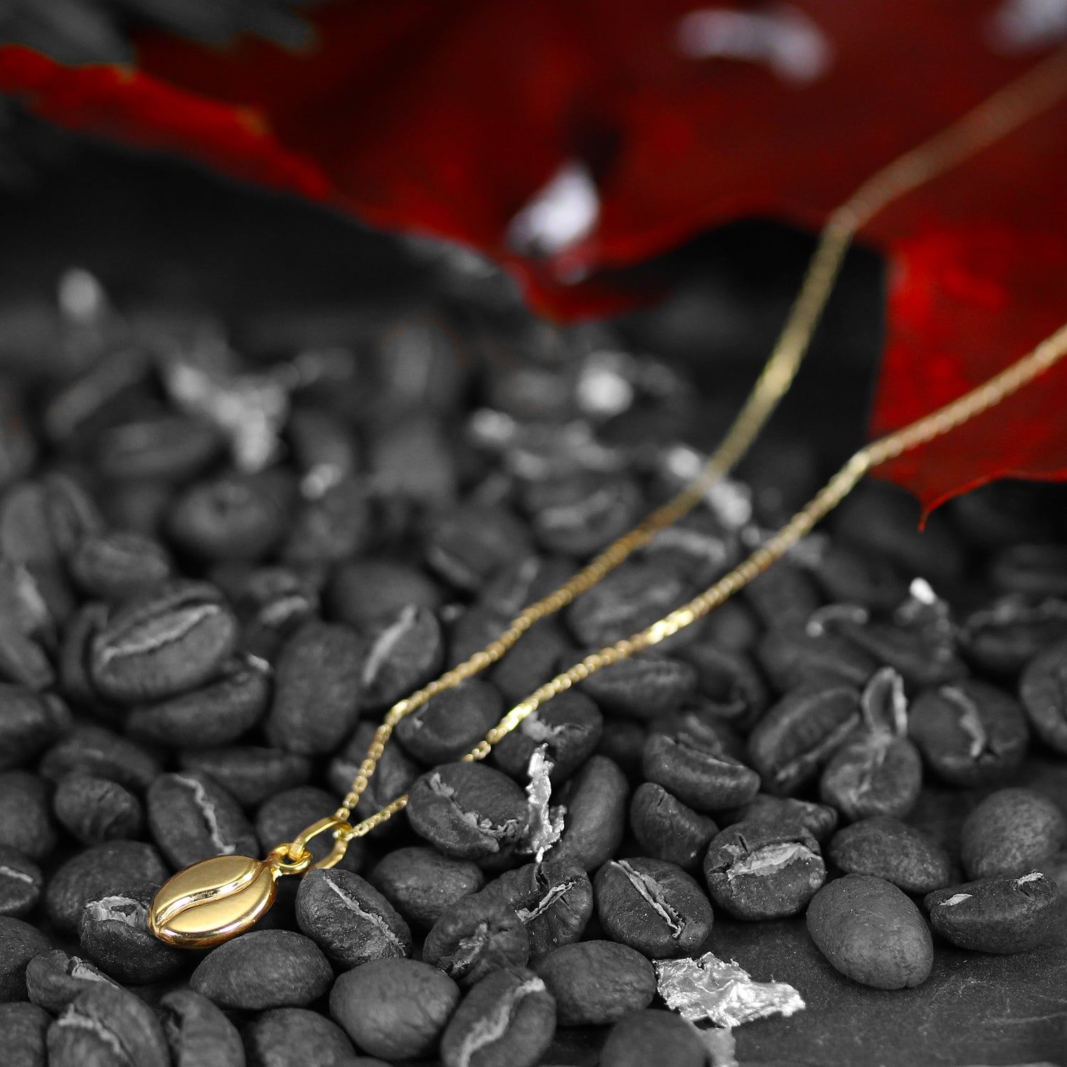 Collier en Or Jaune 9 Carats et Pendentif Grain de Café - 41, 46 et 51cm