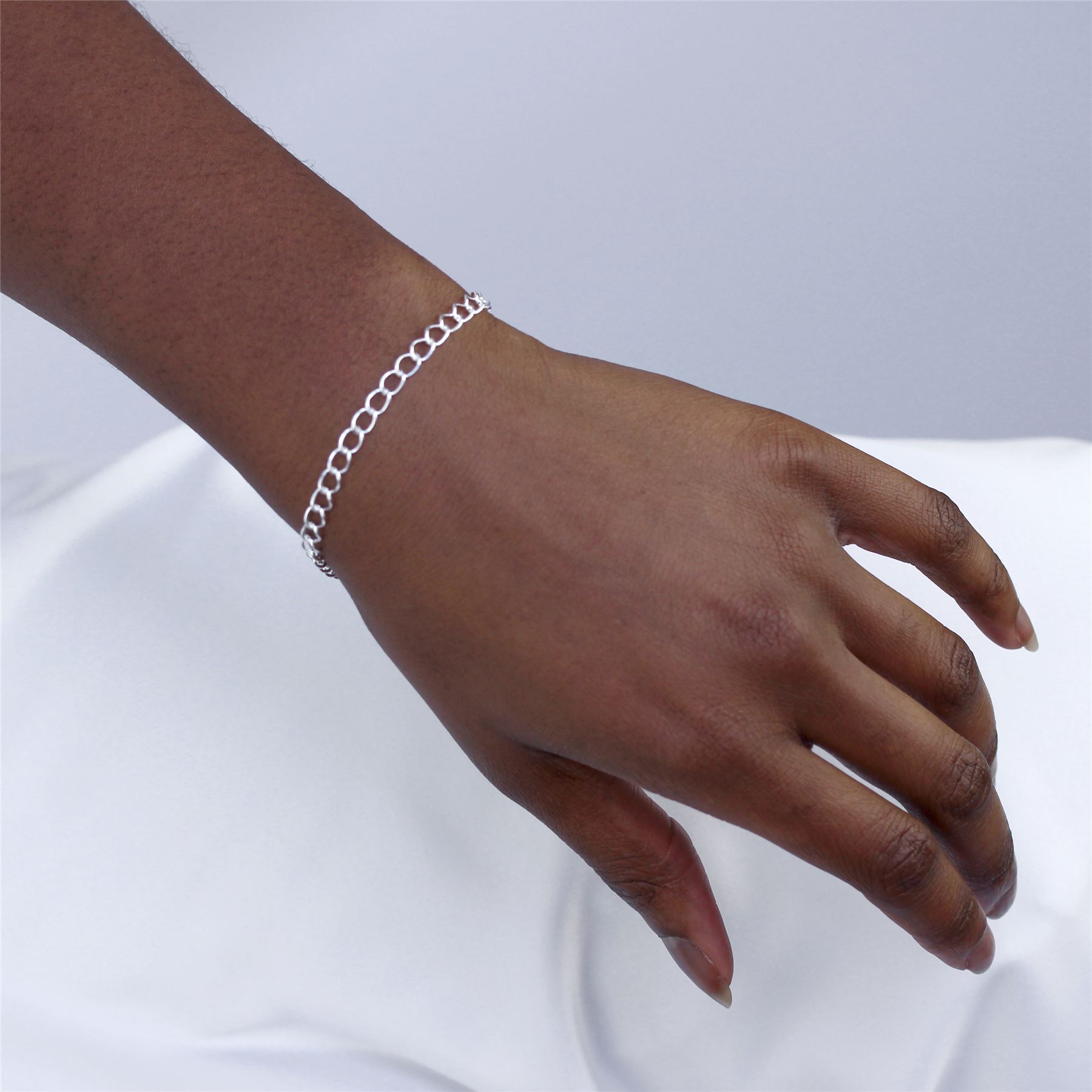 Sterling Silver Light Curb Chain Charm Bracelet 5.5