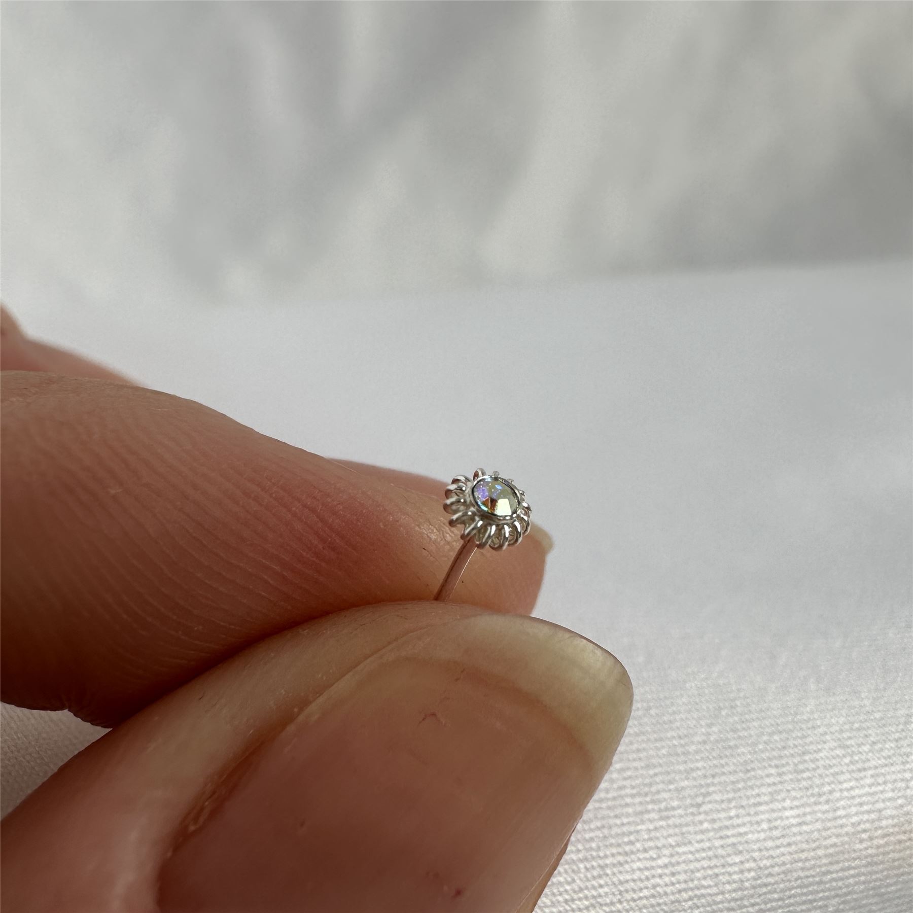 Sterling Silver 2mm Aurora Borealis CZ Coiled Flower 22Ga Nose Stud