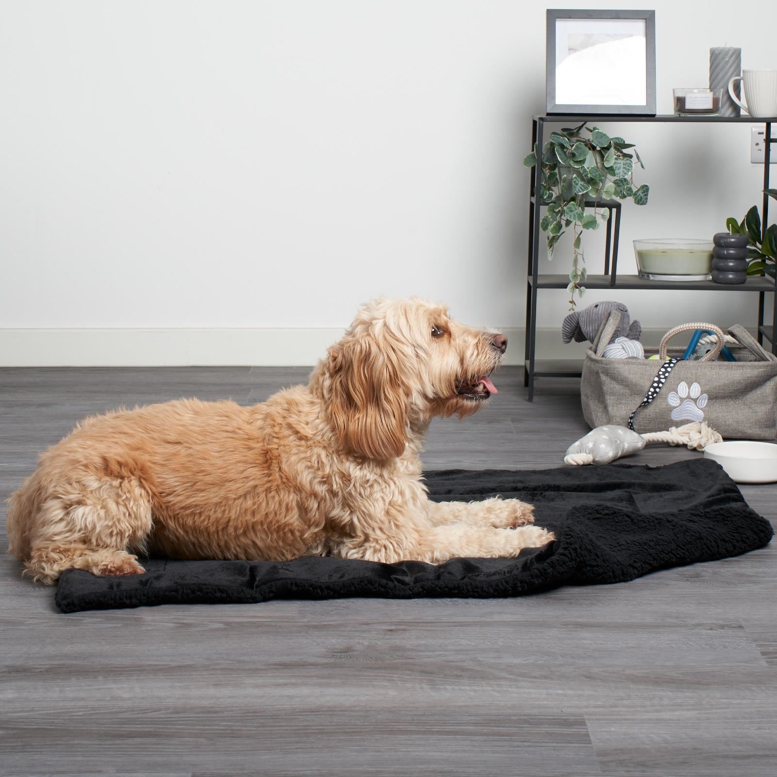 OHS Quilted Pet Blanket Soft Sherpa Fleece Animal Dog Cat Throw