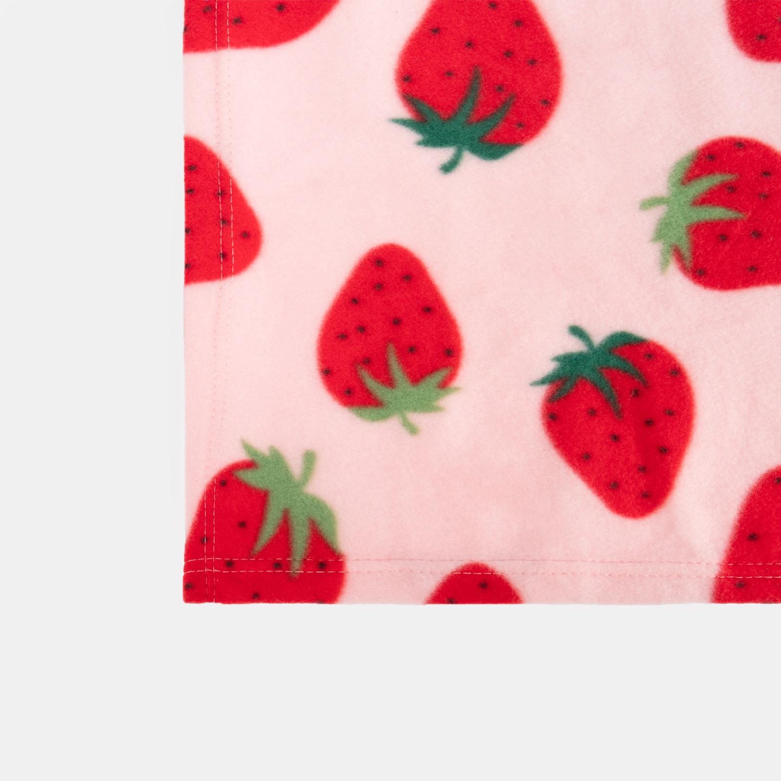 OHS Strawberry Print Throw Soft Polar Fleece Lightweight Blanket - 120 x 150cm