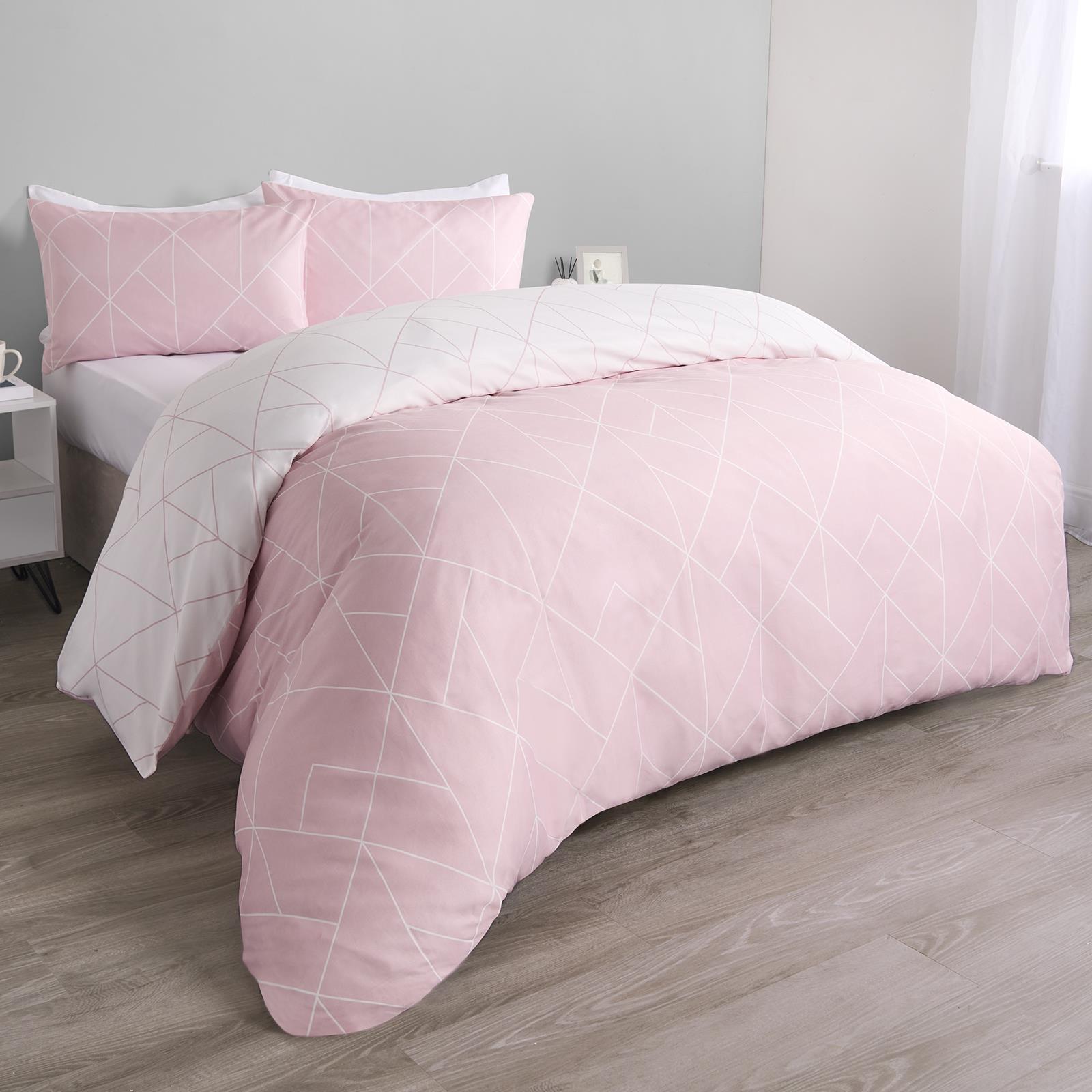 OHS Geometric Reversible Bedding Set Soft Quilt Duvet Cover with Pillowcase