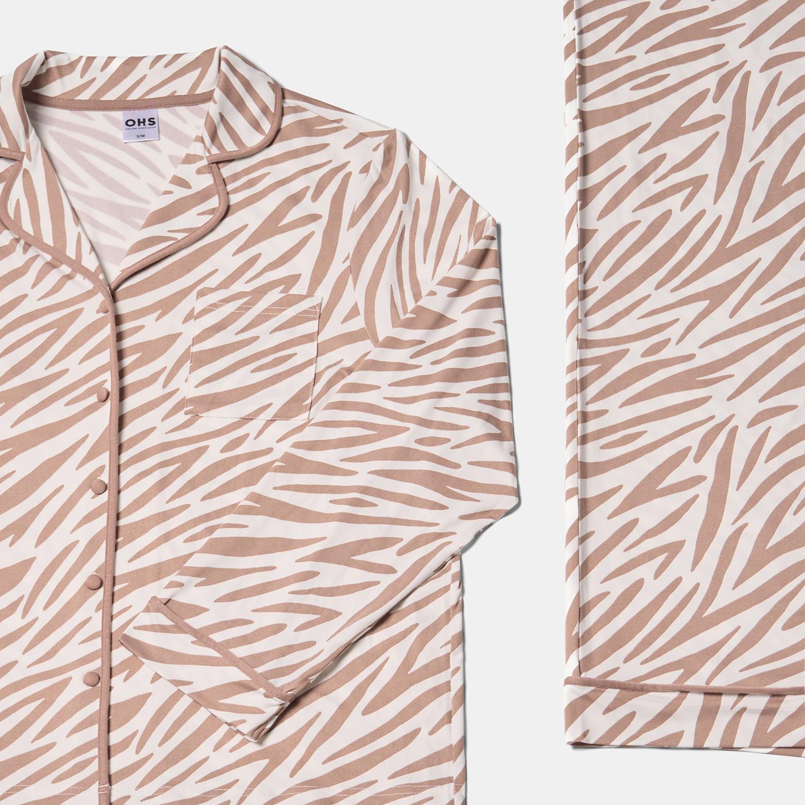 OHS Animal Print Pyjama Set Jersey Button Through Nightwear Loungewear