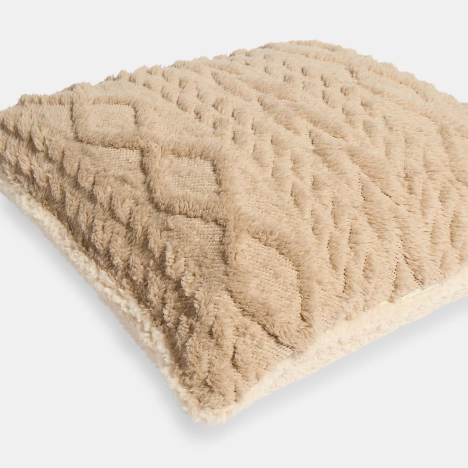 OHS Cable Knit Cushion Covers 2 Pack Sherpa Square Pillowcases Home Decor