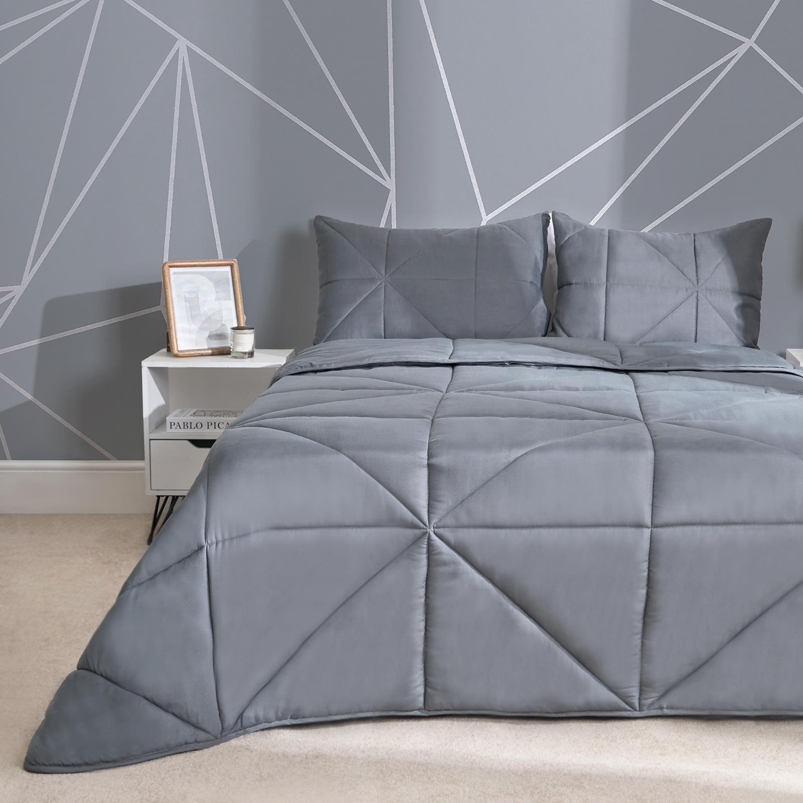 Coverless Duvet Geo Quilted 7.5 TOG Bedding Pillowcase Bed Set Double King Size - Picture 14 of 22