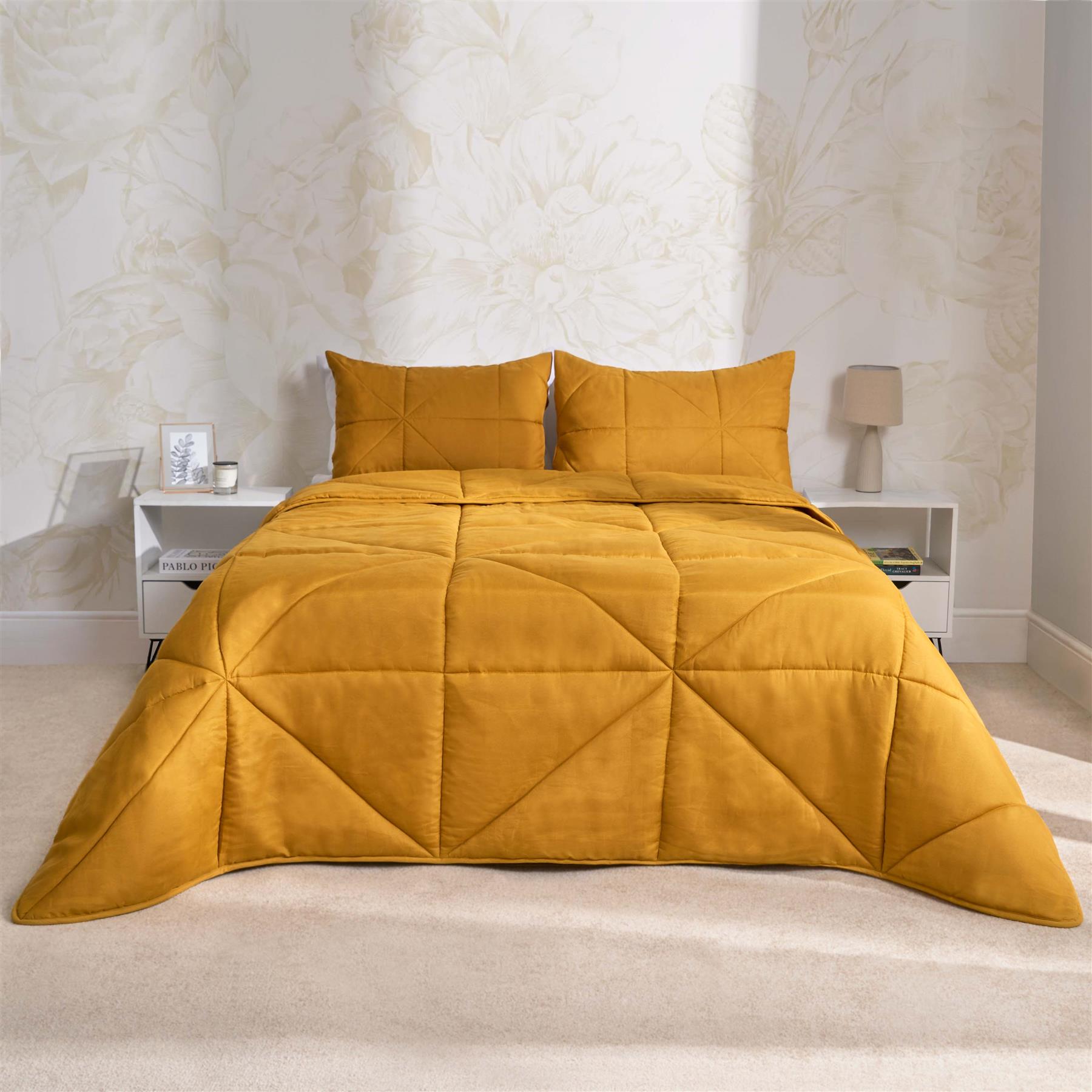OHS Coverless Duvet Geo Quilted 7.5 TOG Bedding Set with Pillowcase Double King