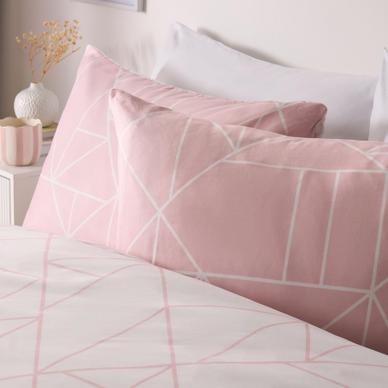 OHS Geometric Reversible Bedding Set Soft Quilt Duvet Cover with Pillowcase