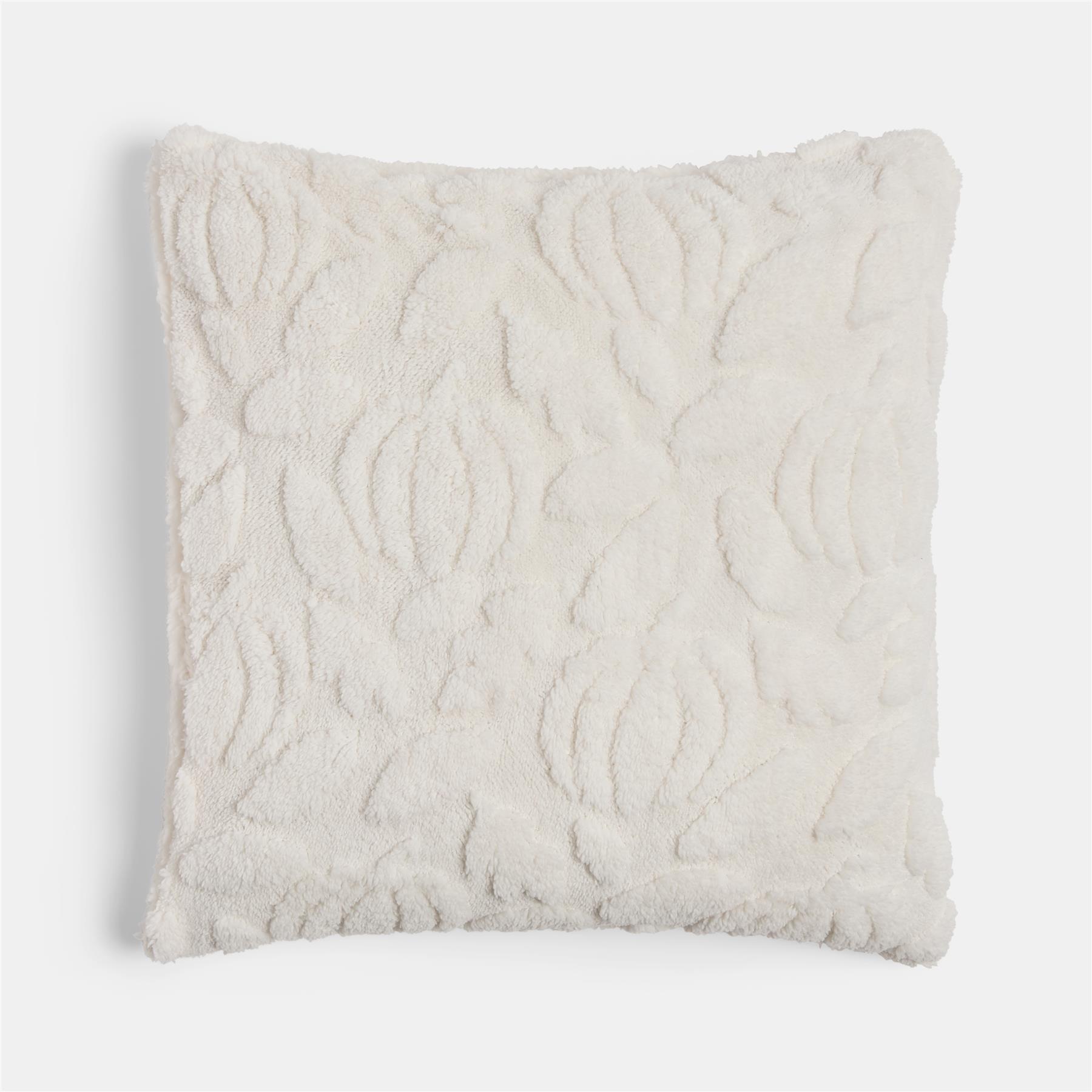 OHS Tufted Halloween Cushion Covers 2/4 Pack Fleece Warm Filled Cushions